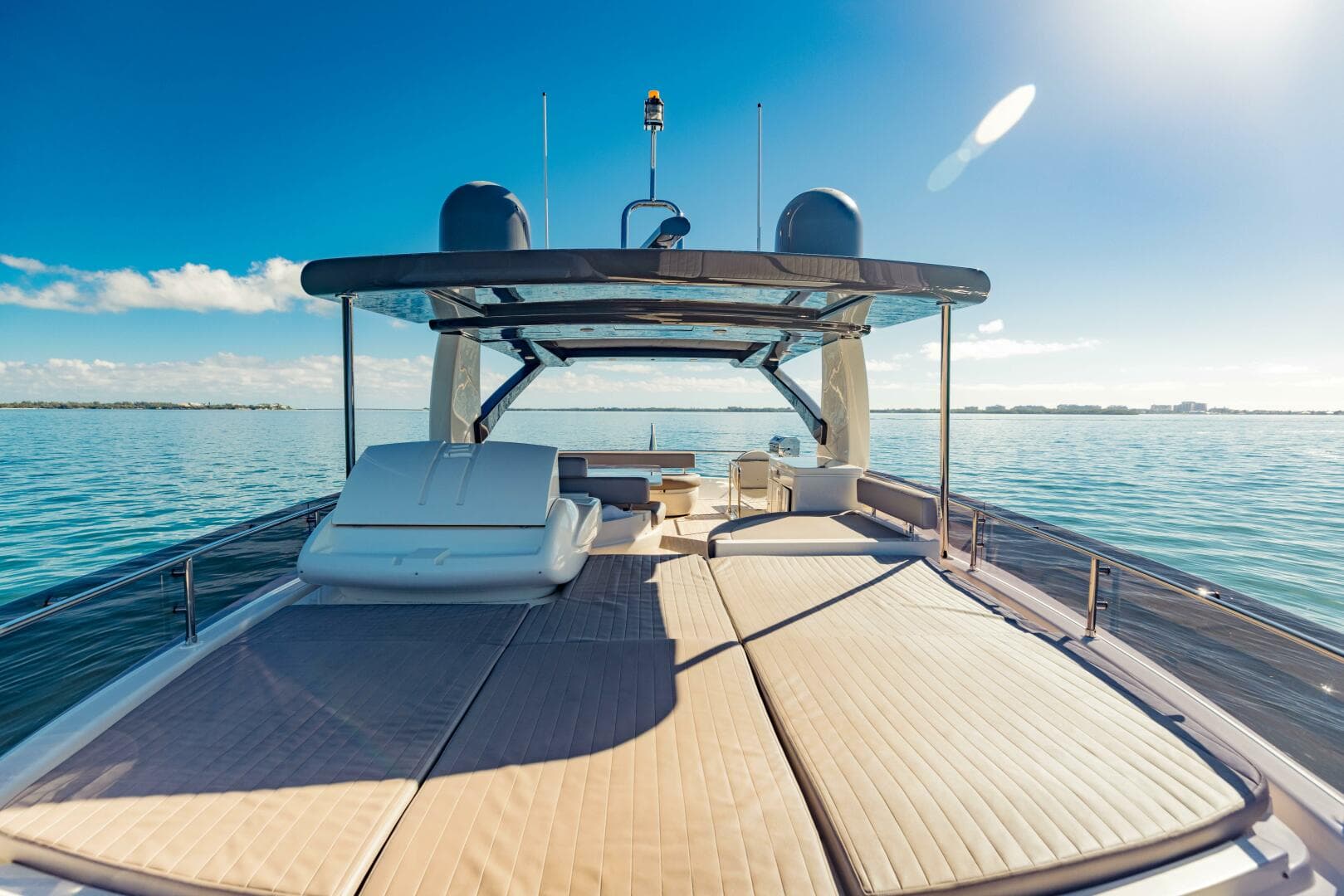 2017 Ferretti Yachts 750 photo 38