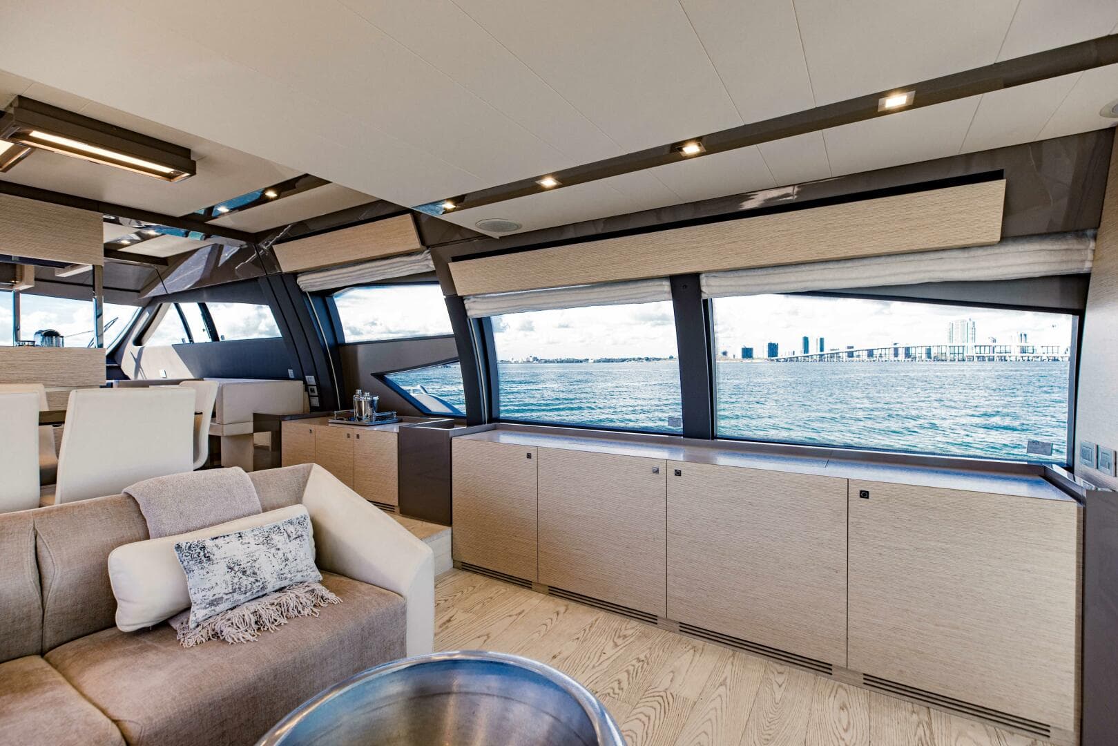2017 Ferretti Yachts 750 photo 49