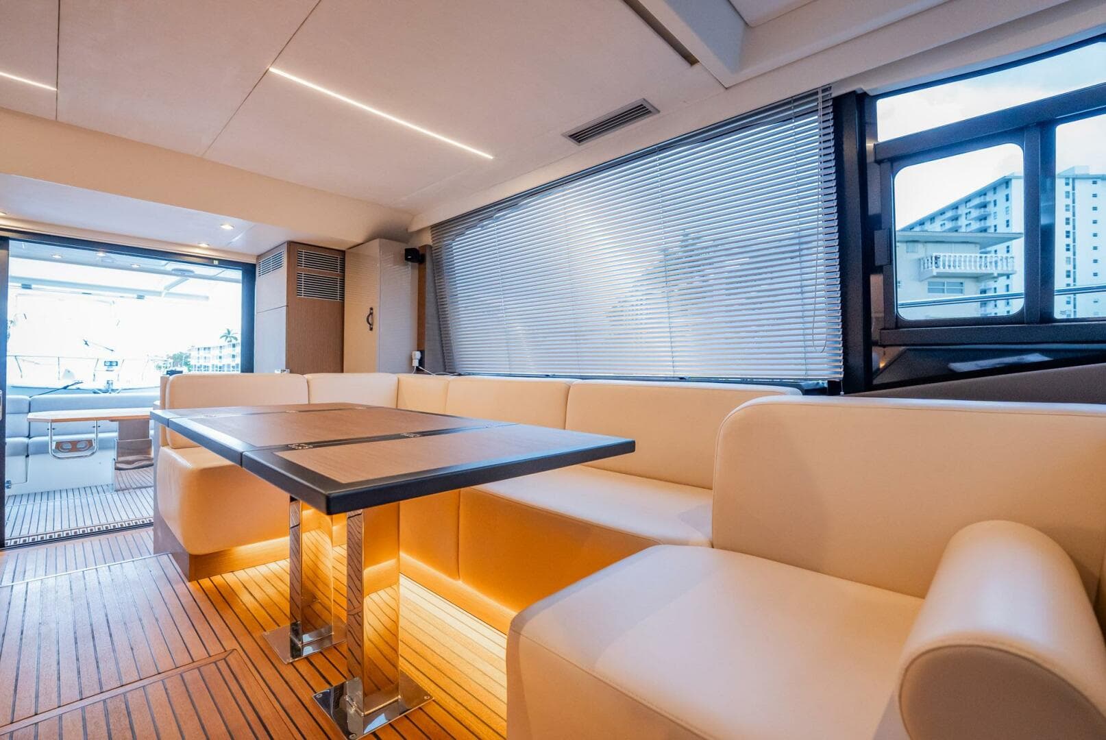 2021 Beneteau Monte Carlo 52 photo 23
