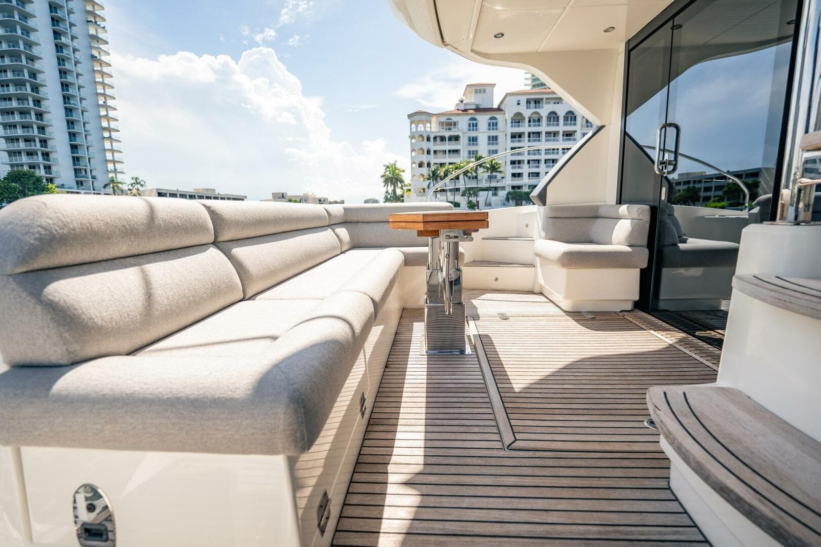 2021 Beneteau Monte Carlo 52 photo 50