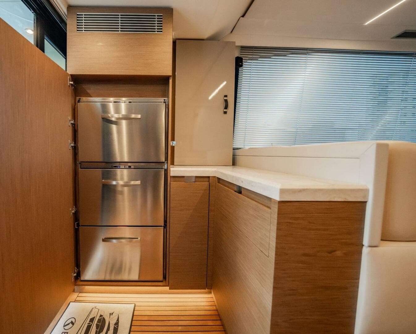 2021 Beneteau Monte Carlo 52 photo 25