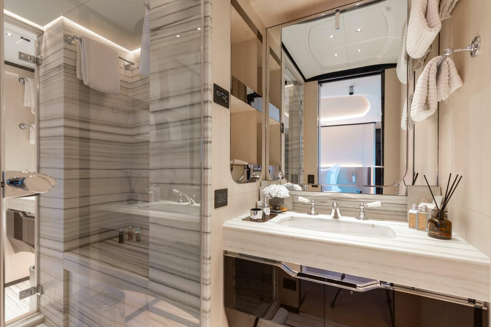 2019 Benetti Delfino 95 photo 10