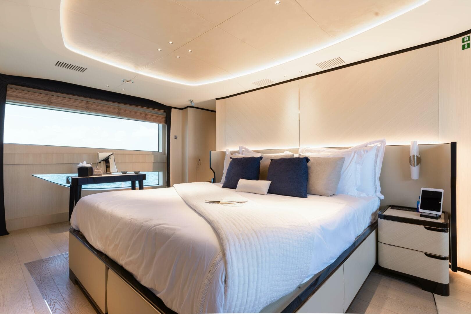 2019 Benetti Delfino 95 photo 7