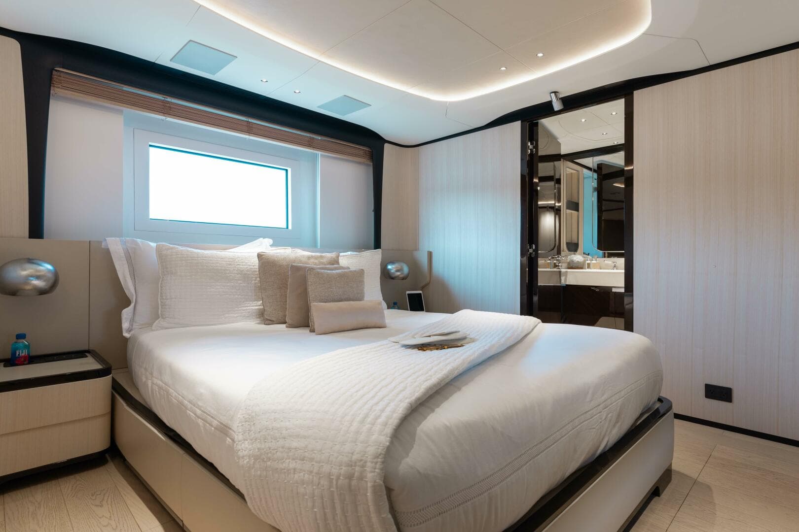 2019 Benetti Delfino 95 photo 14