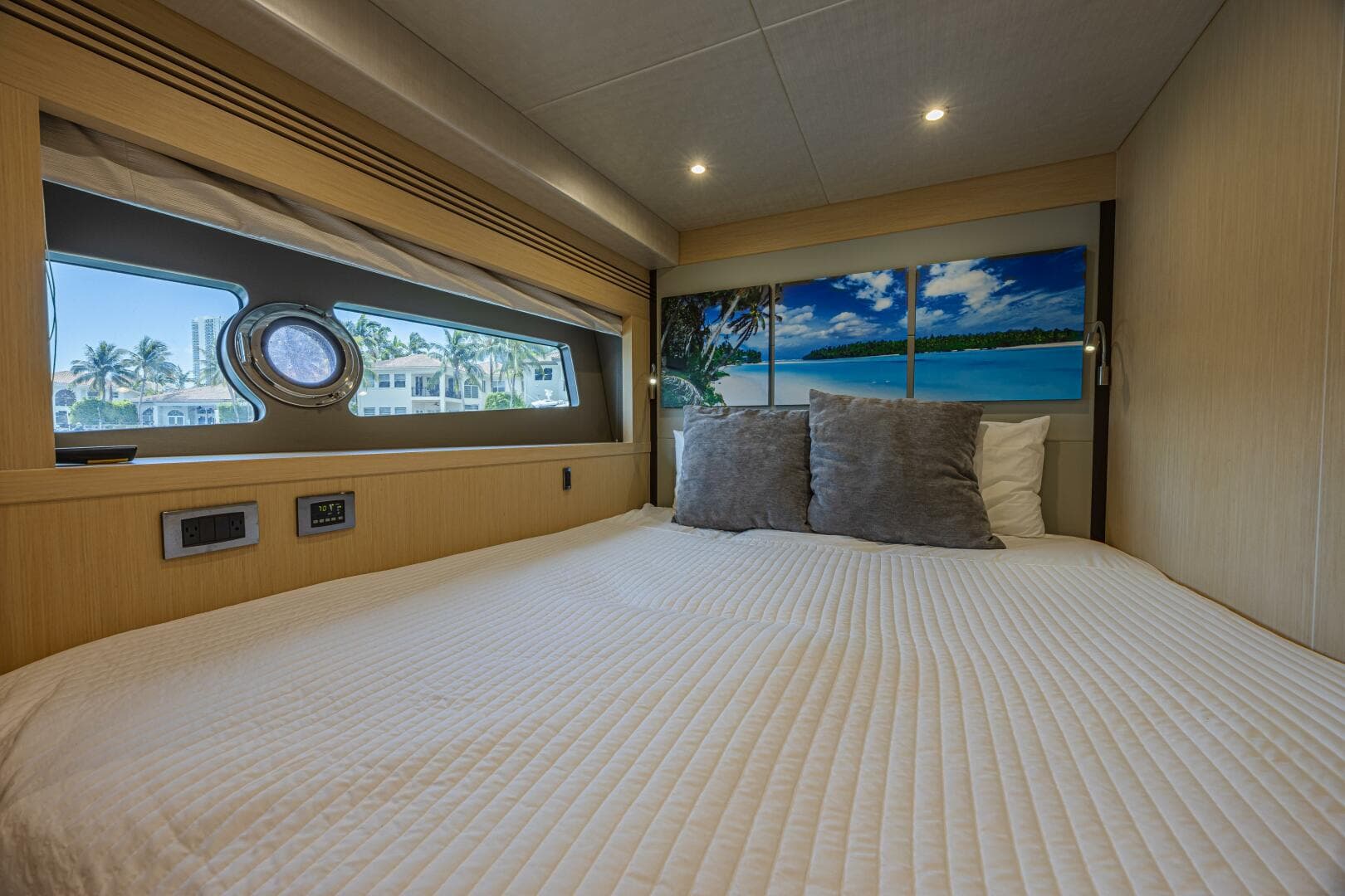2017 Sunseeker 75 Yacht photo 48