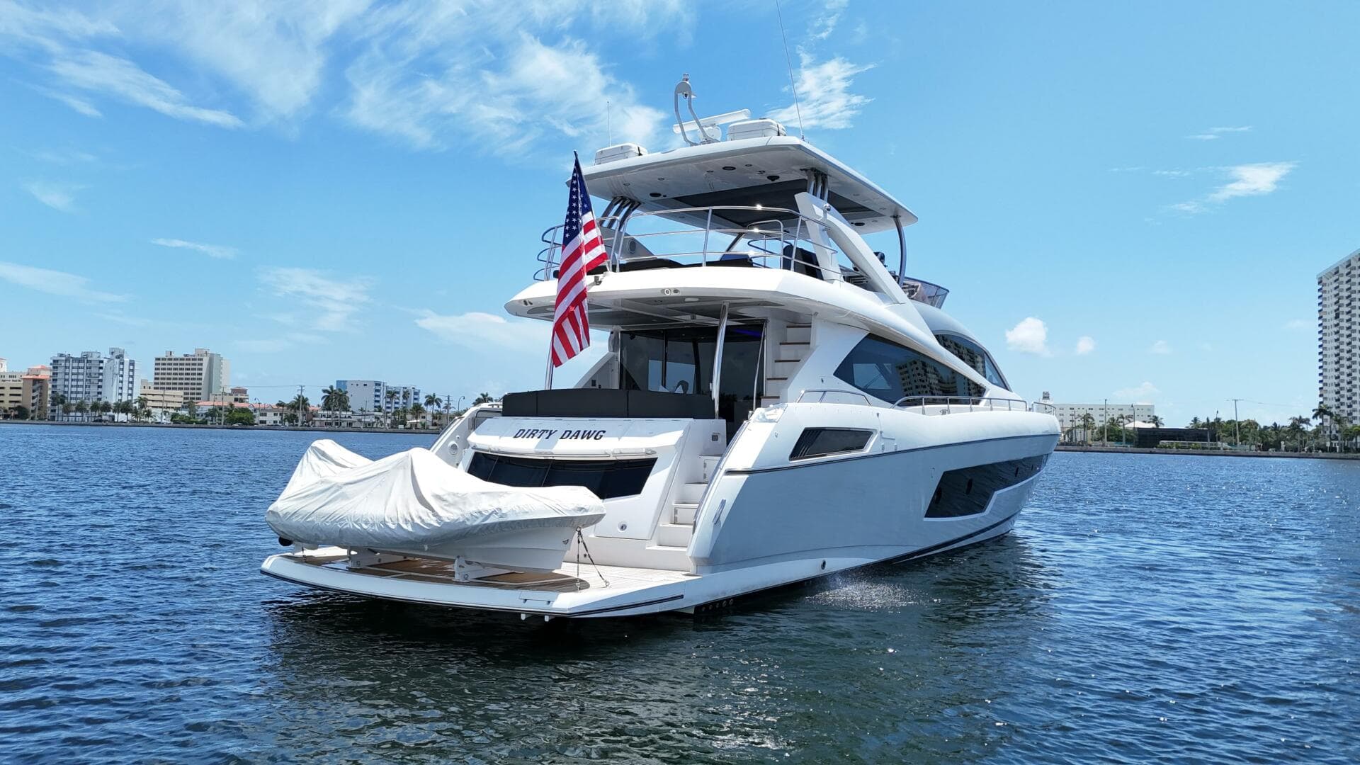 2017 Sunseeker 75 Yacht photo 6