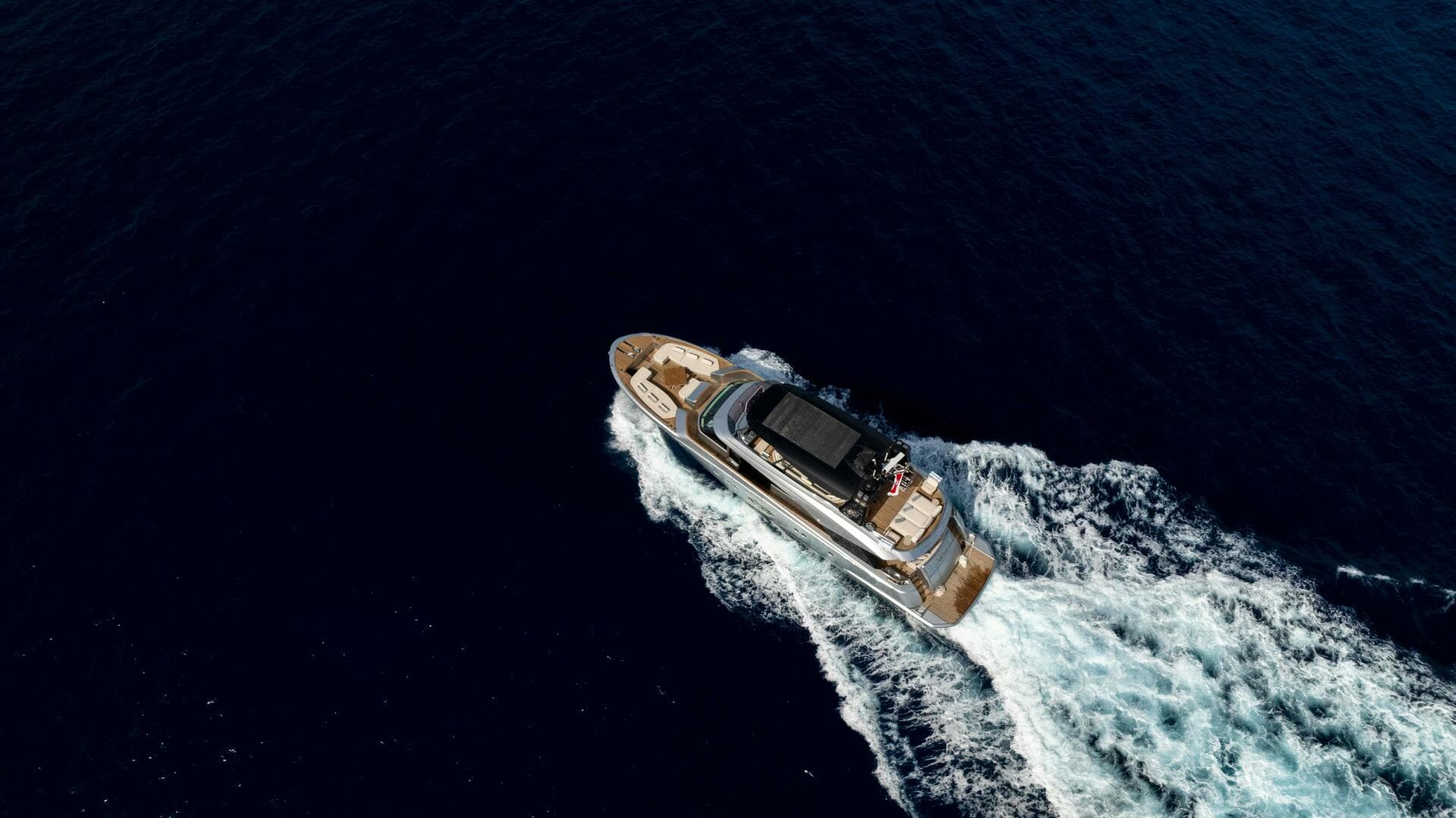 2013 Monte Carlo Yachts photo 32