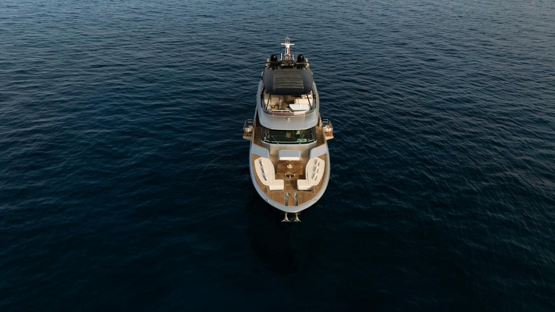2013 Monte Carlo Yachts photo 26