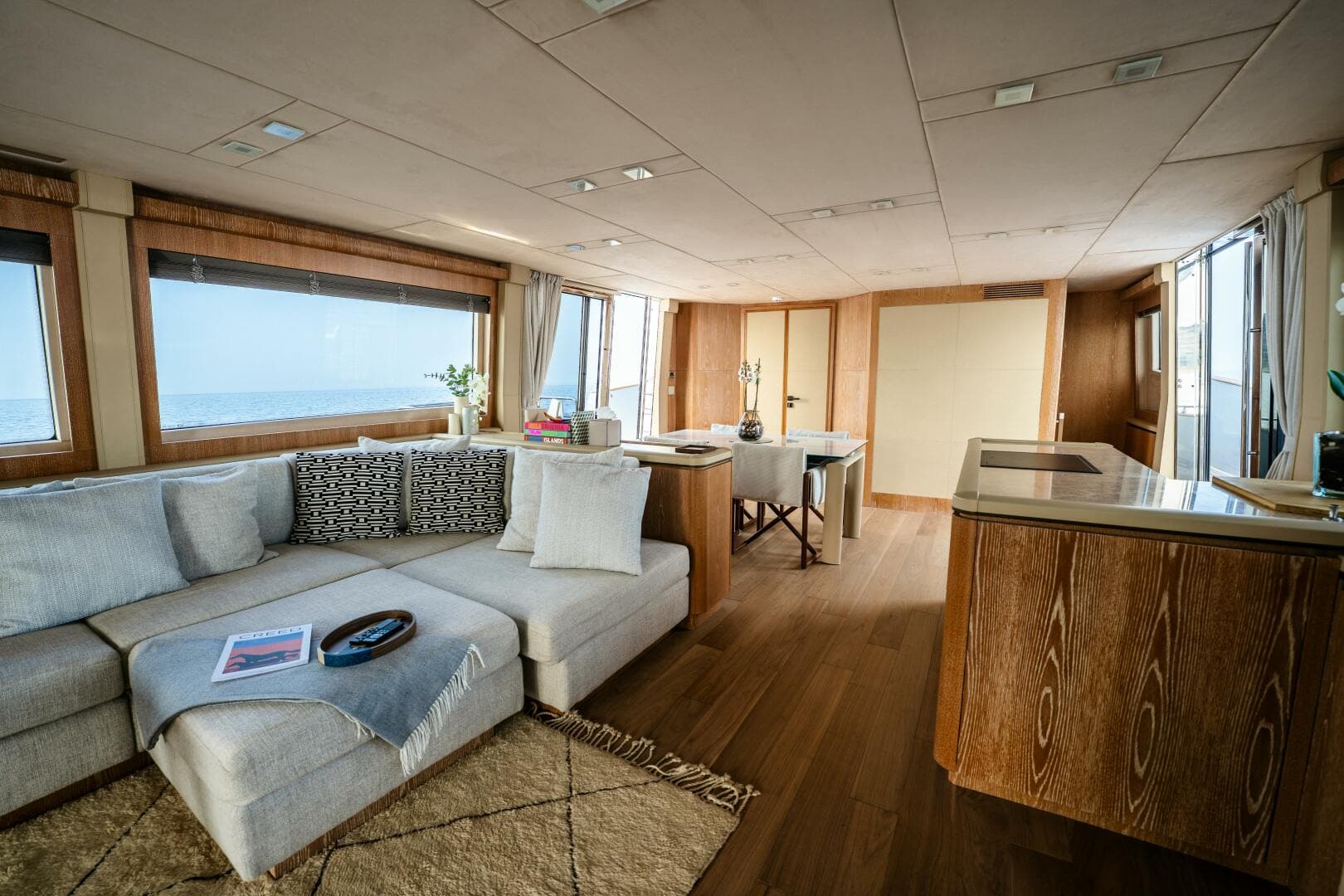 2013 Monte Carlo Yachts photo 3