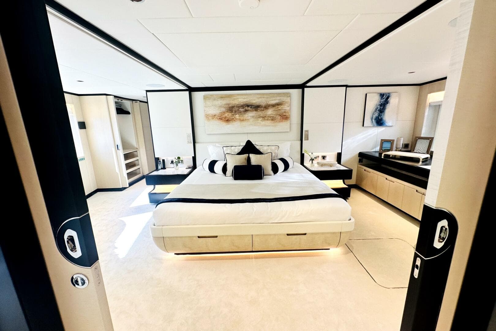 2024 Majesty Yachts 120 photo 49