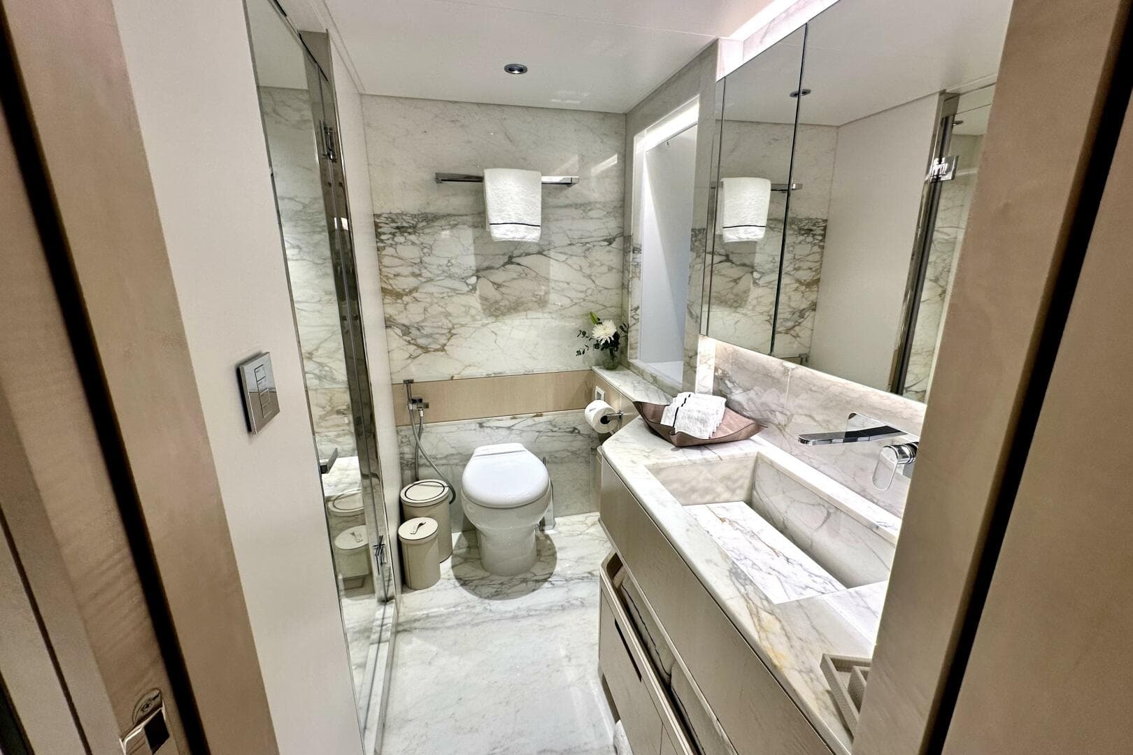 2024 Majesty Yachts 120 photo 21