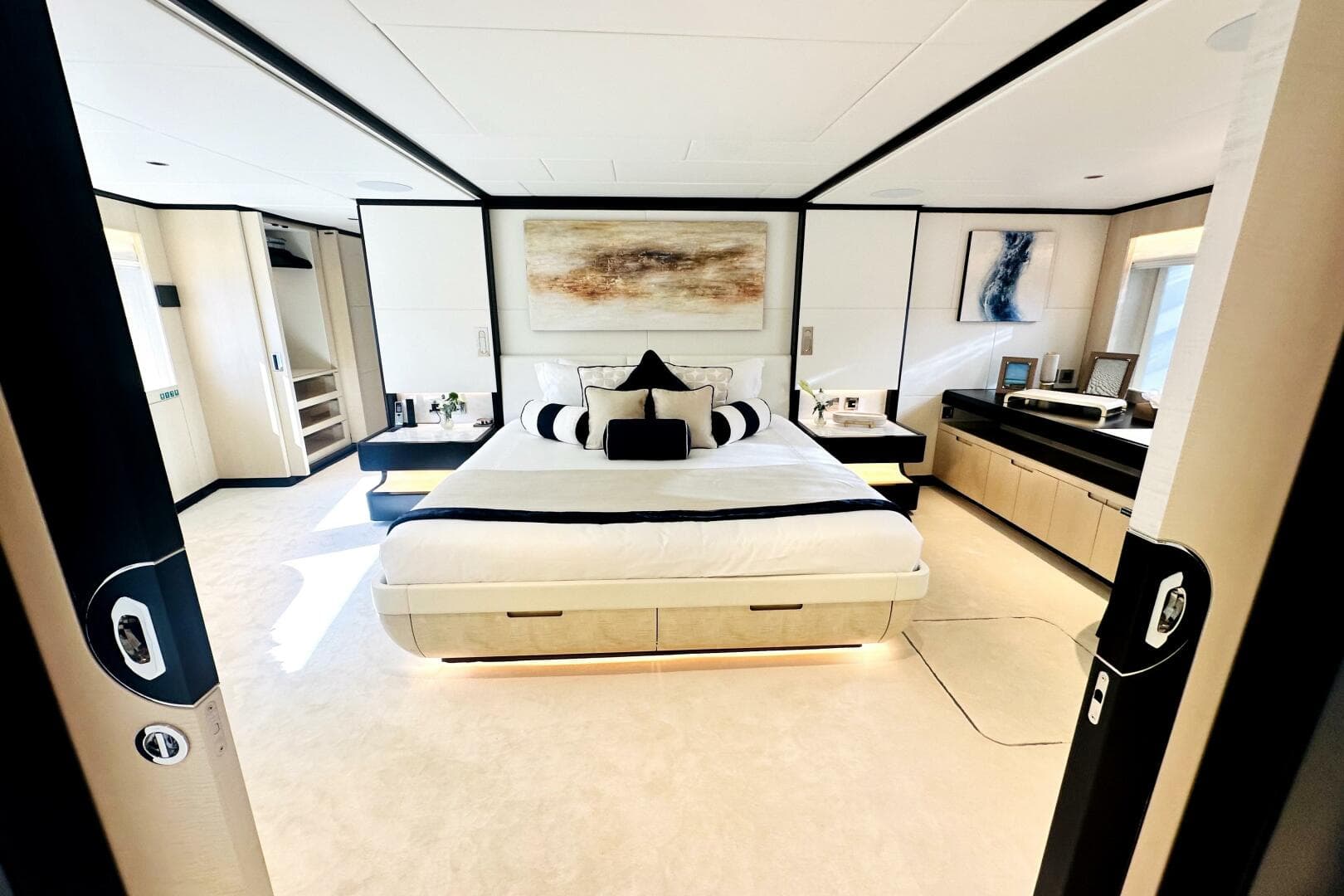 2024 Majesty Yachts 120 photo 48
