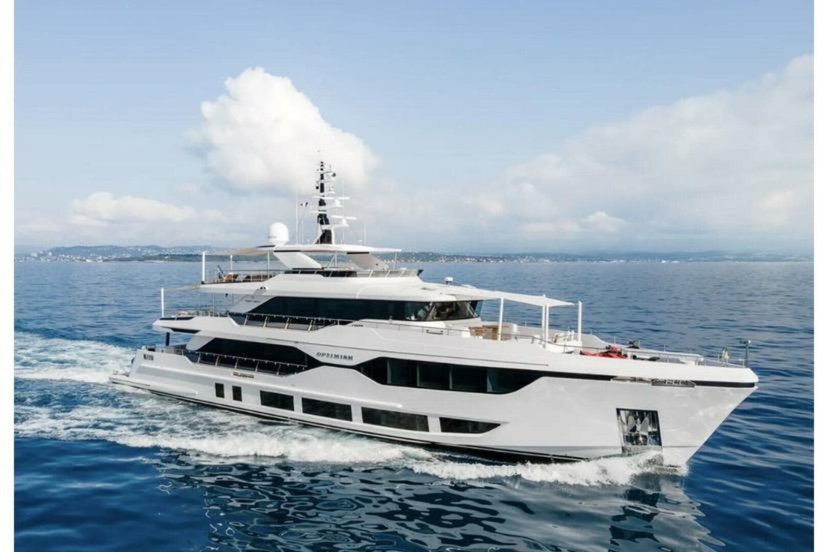 2024 Majesty Yachts 120 photo 3