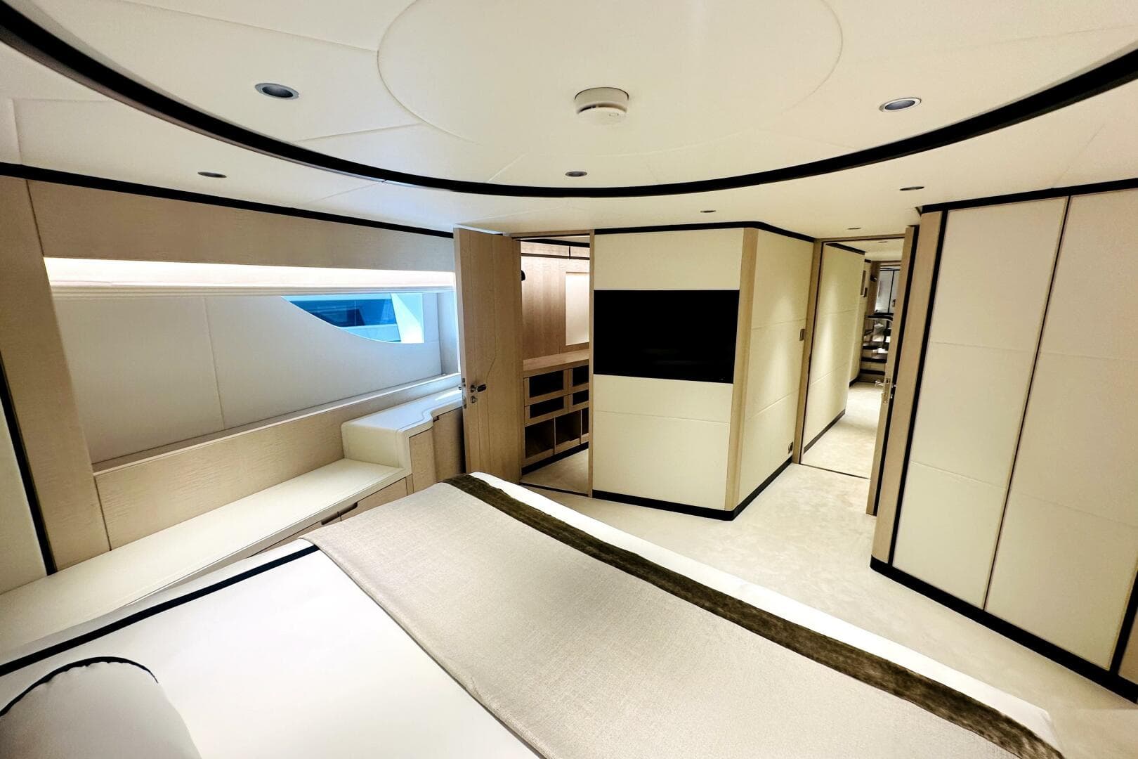 2024 Majesty Yachts 120 photo 23