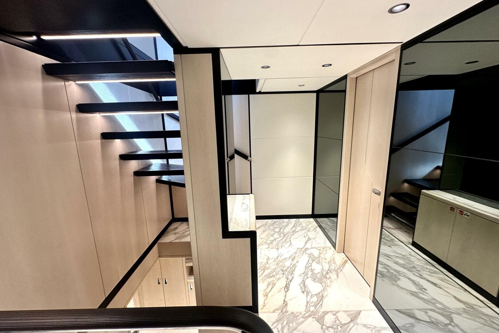 2024 Majesty Yachts 120 photo 17