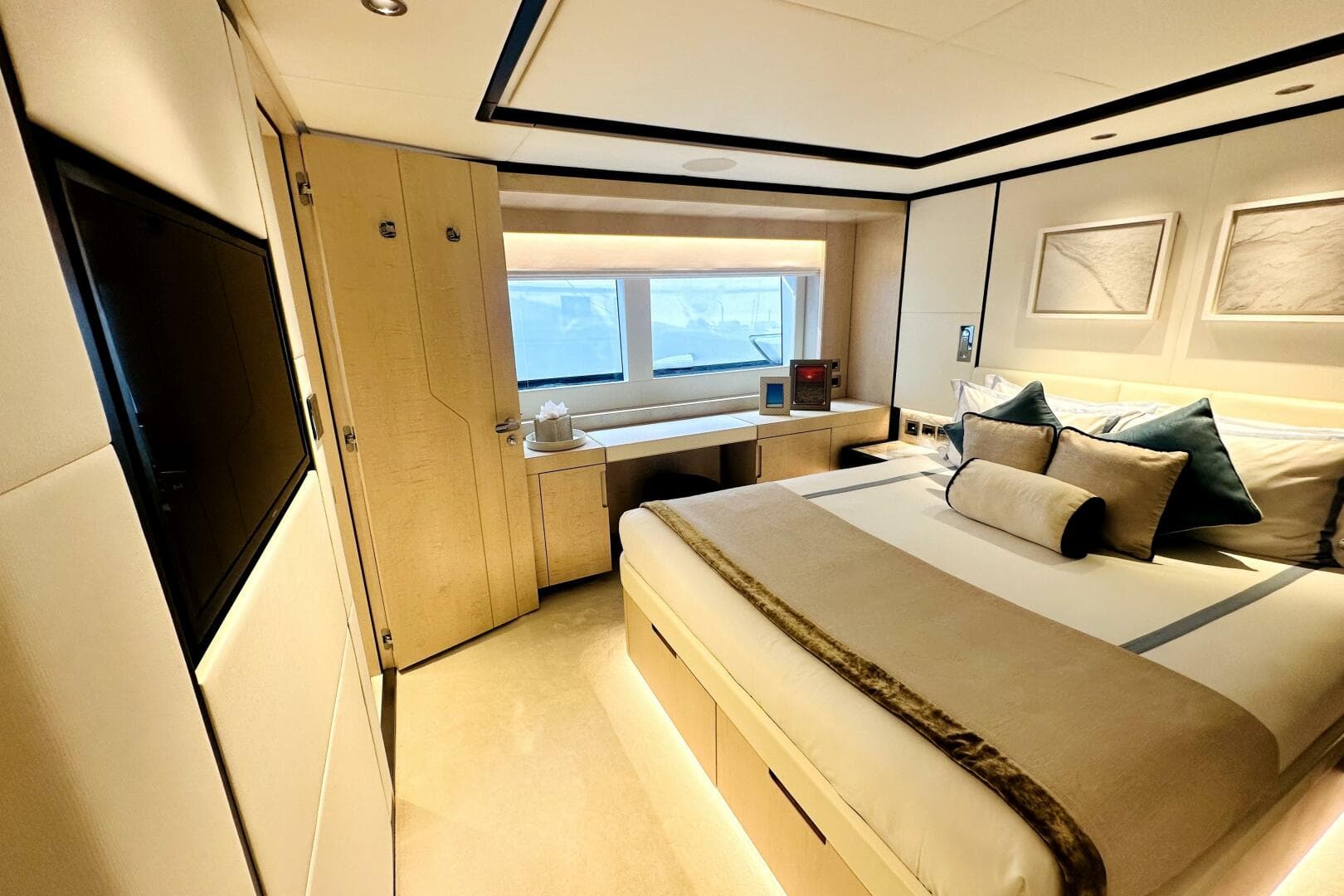 2024 Majesty Yachts 120 photo 32