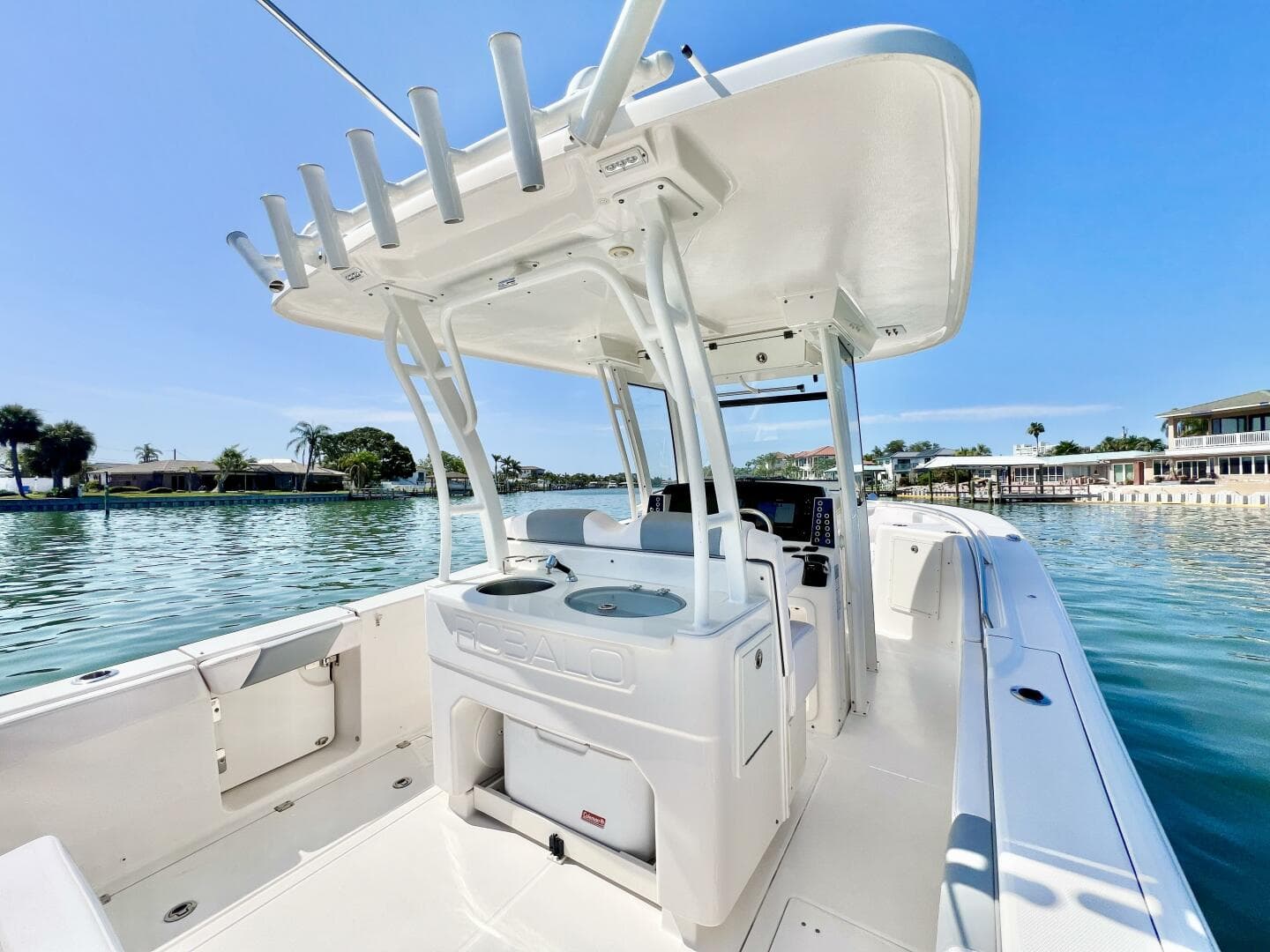 2020 Robalo R302 photo 10
