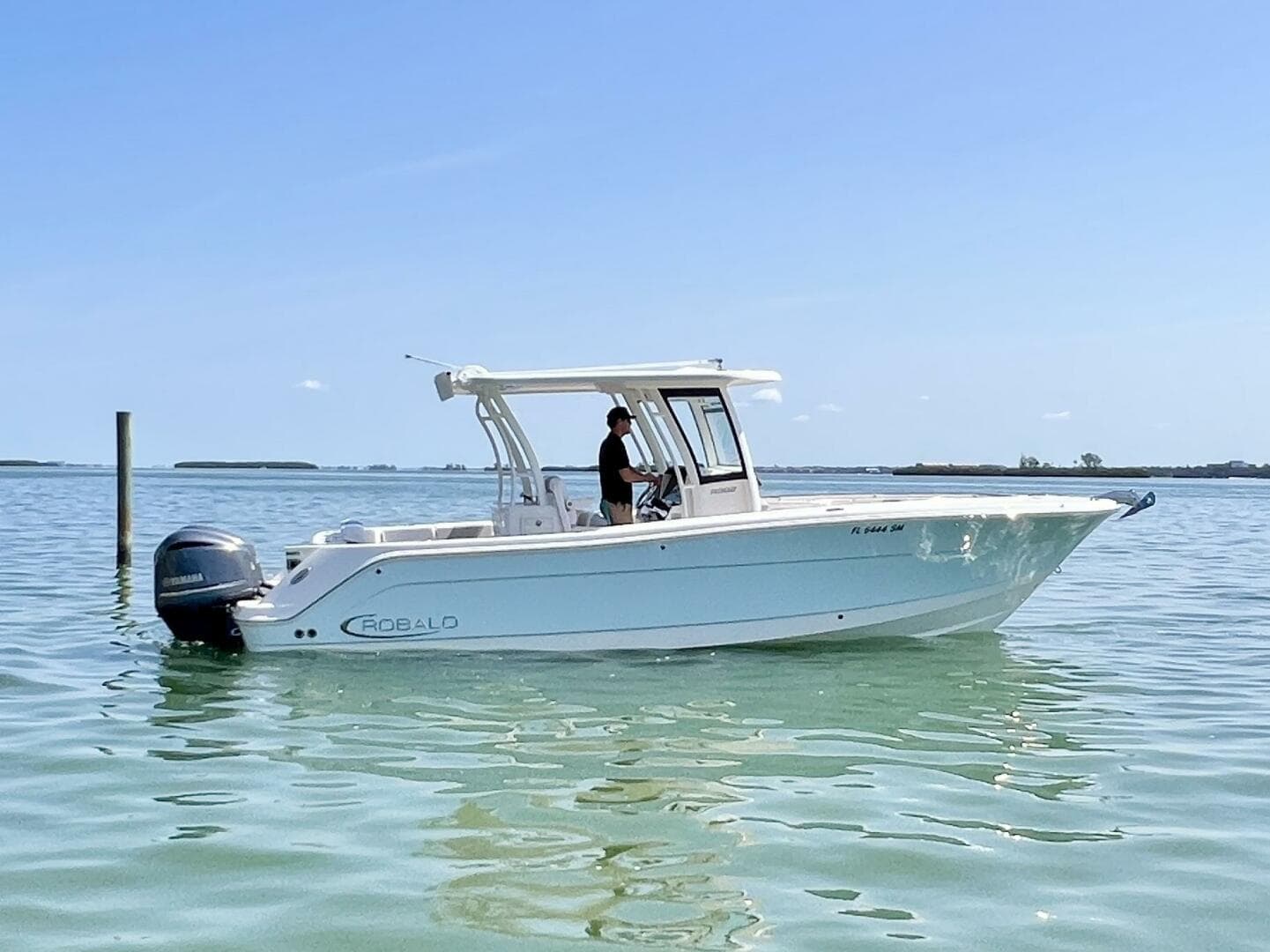 2020 Robalo R302 photo 4