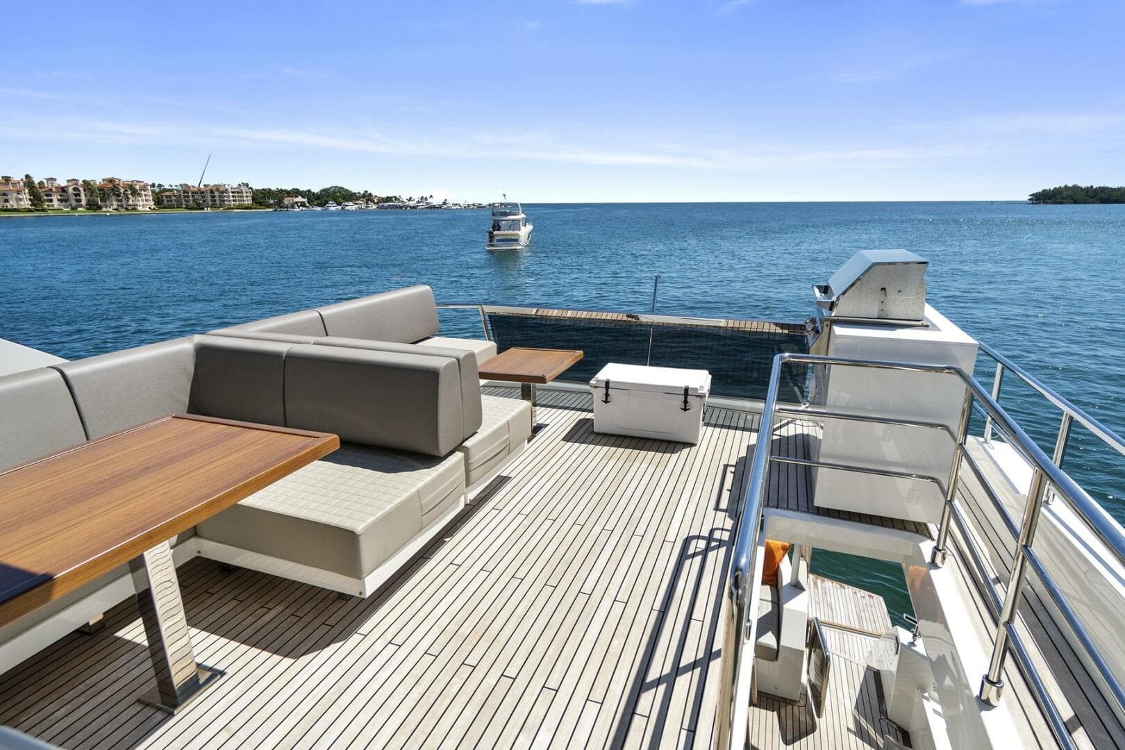 2023 Astondoa 66 Flybridge photo 11