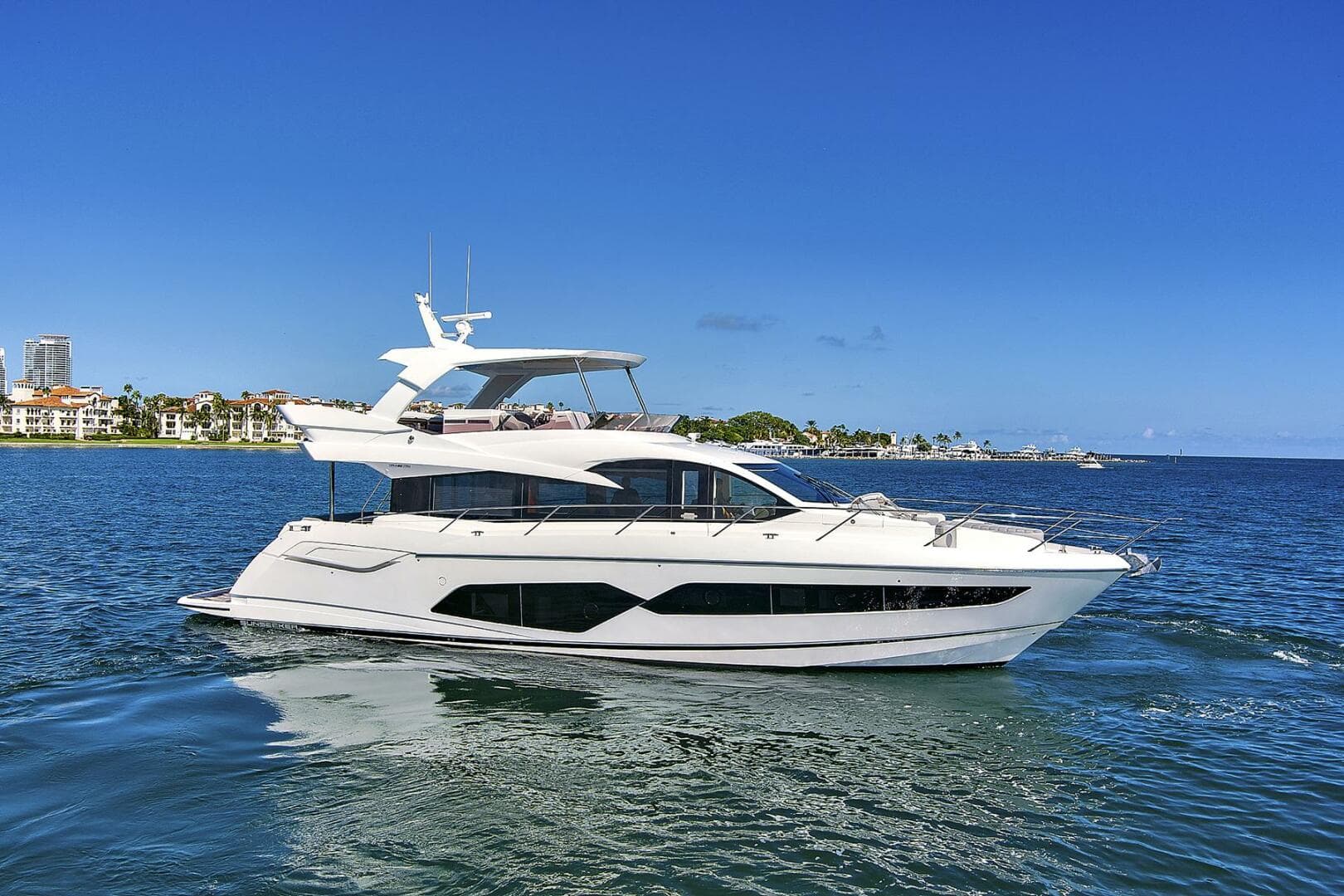 2019 Sunseeker Manhattan 66 photo 2