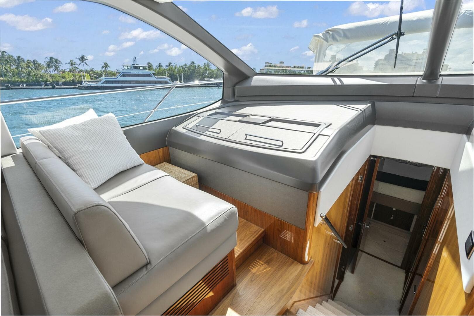 2019 Sunseeker Manhattan 66 photo 19