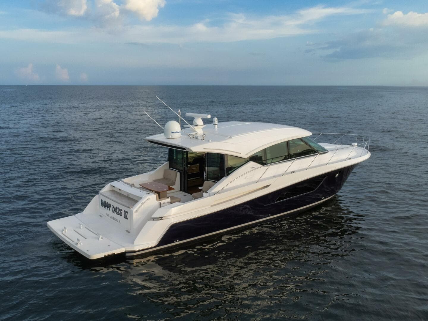 2017 Tiara Yachts C53 Coupe photo 4