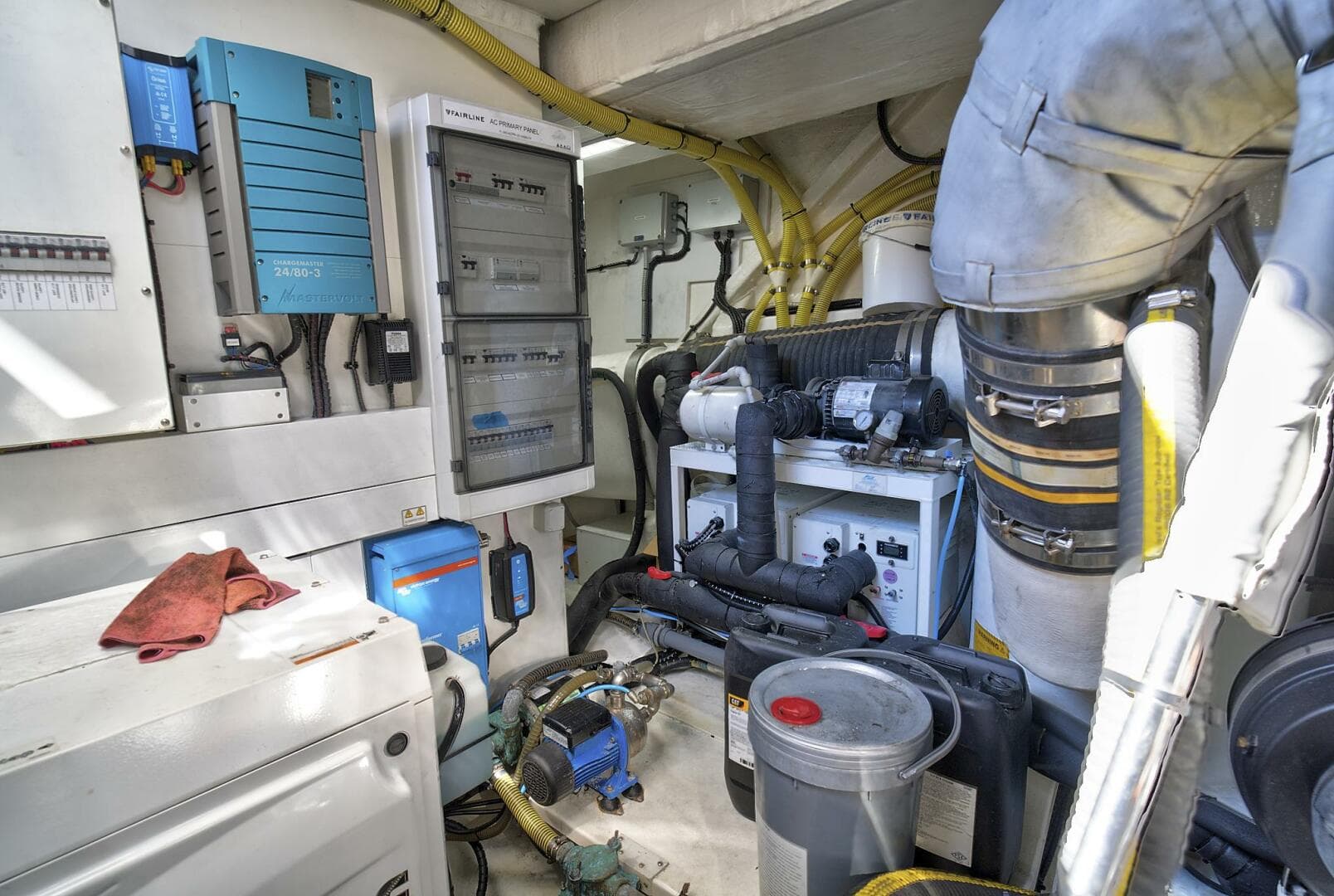 2021 Fairline Squadron 68 photo 53