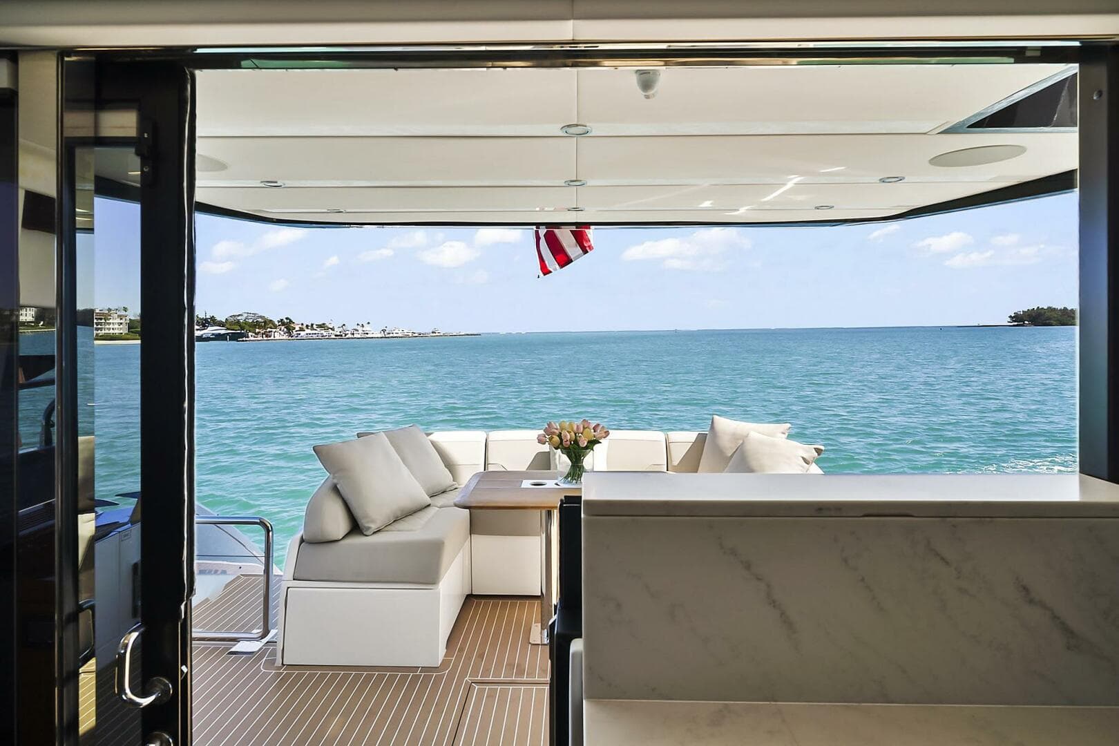 2021 Fairline Squadron 68 photo 19