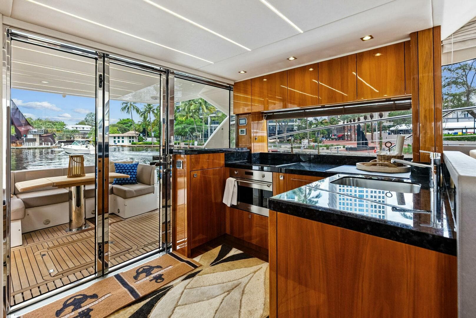 2020 Sunseeker Manhattan 52 photo 36