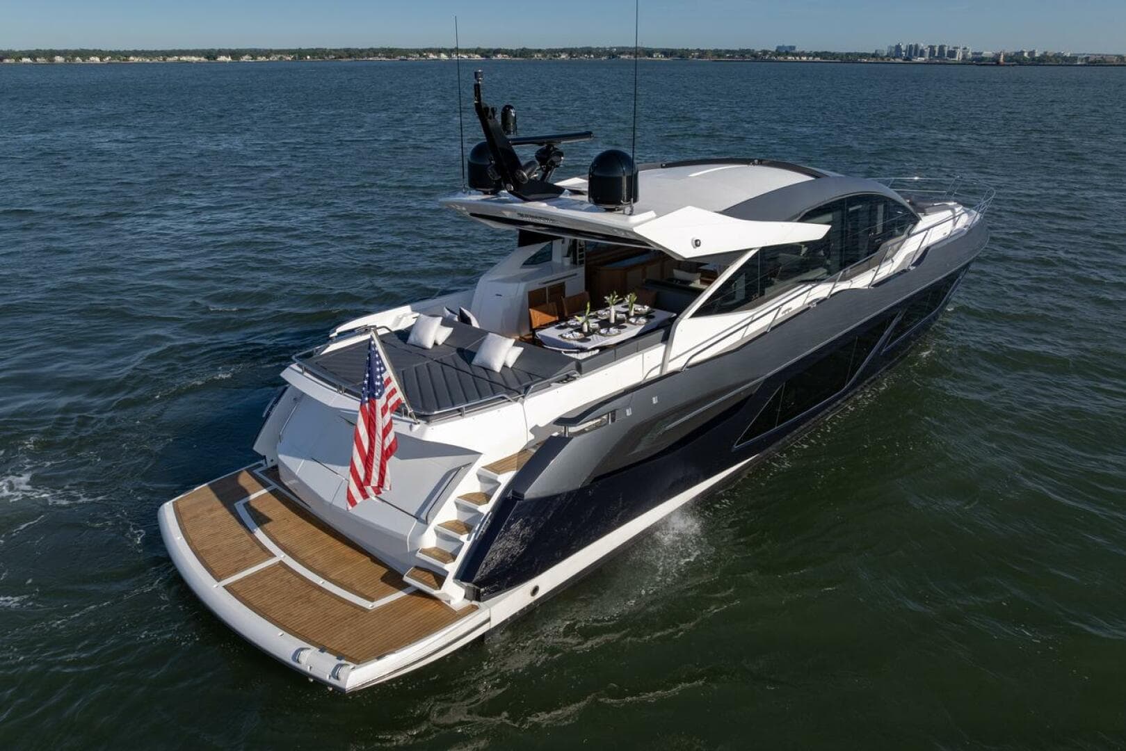 2020 Sunseeker Predator photo 8