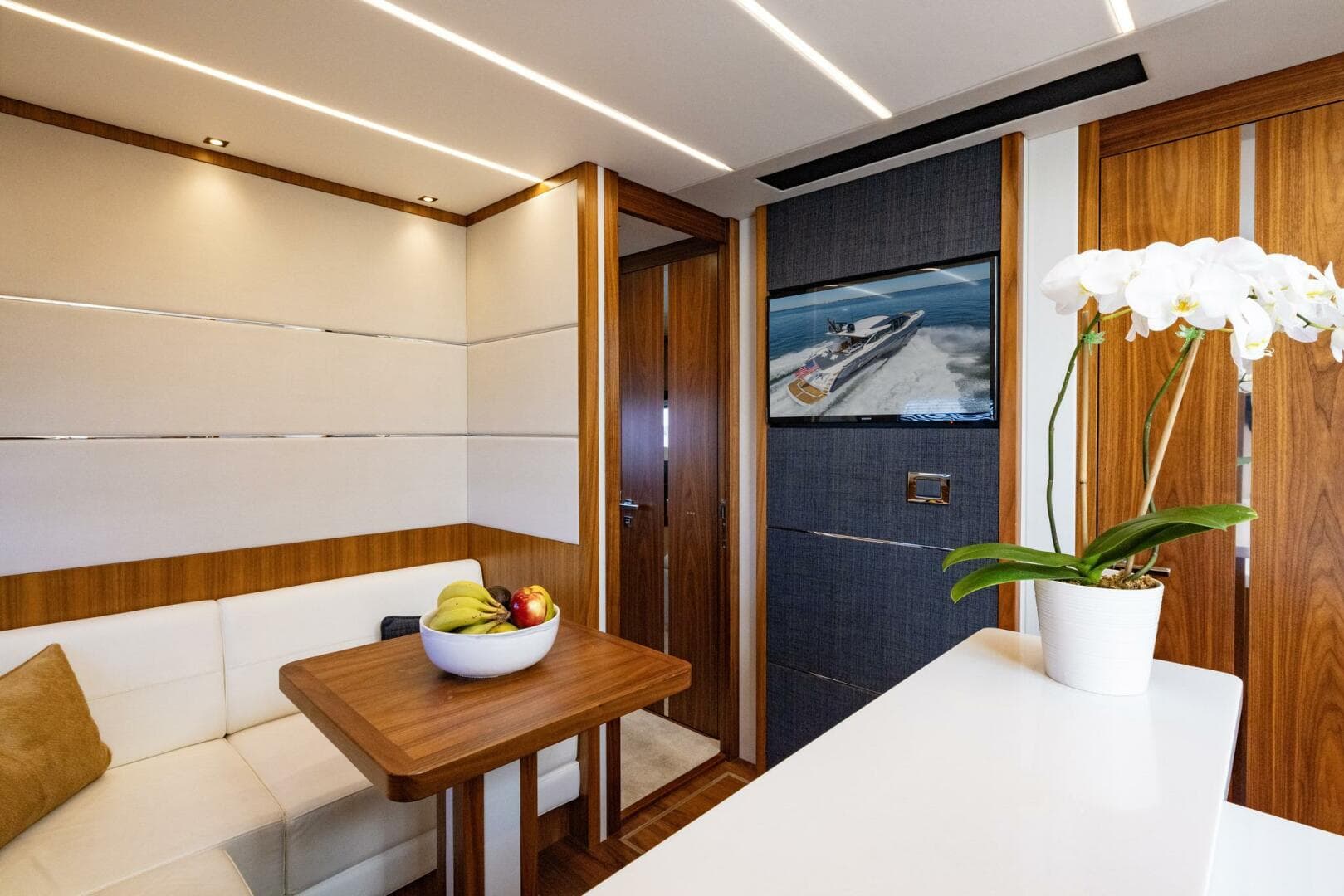 2020 Sunseeker Predator photo 49