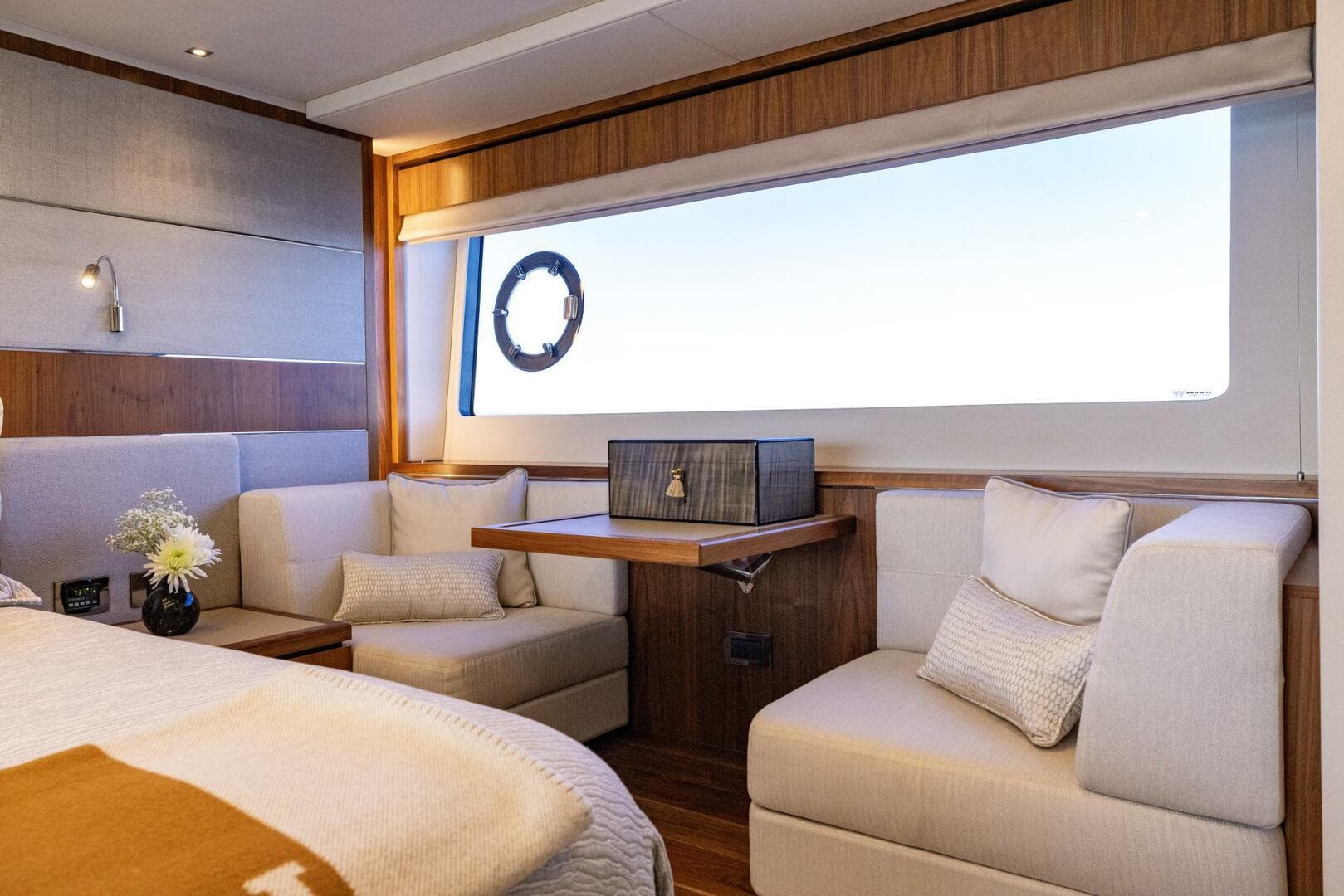 2020 Sunseeker Predator photo 42