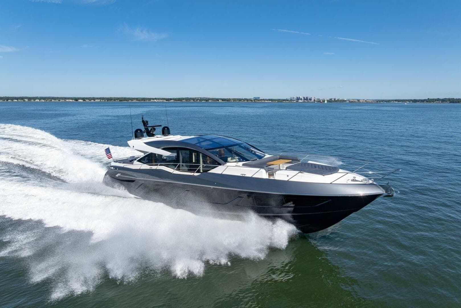 2020 Sunseeker Predator photo 25