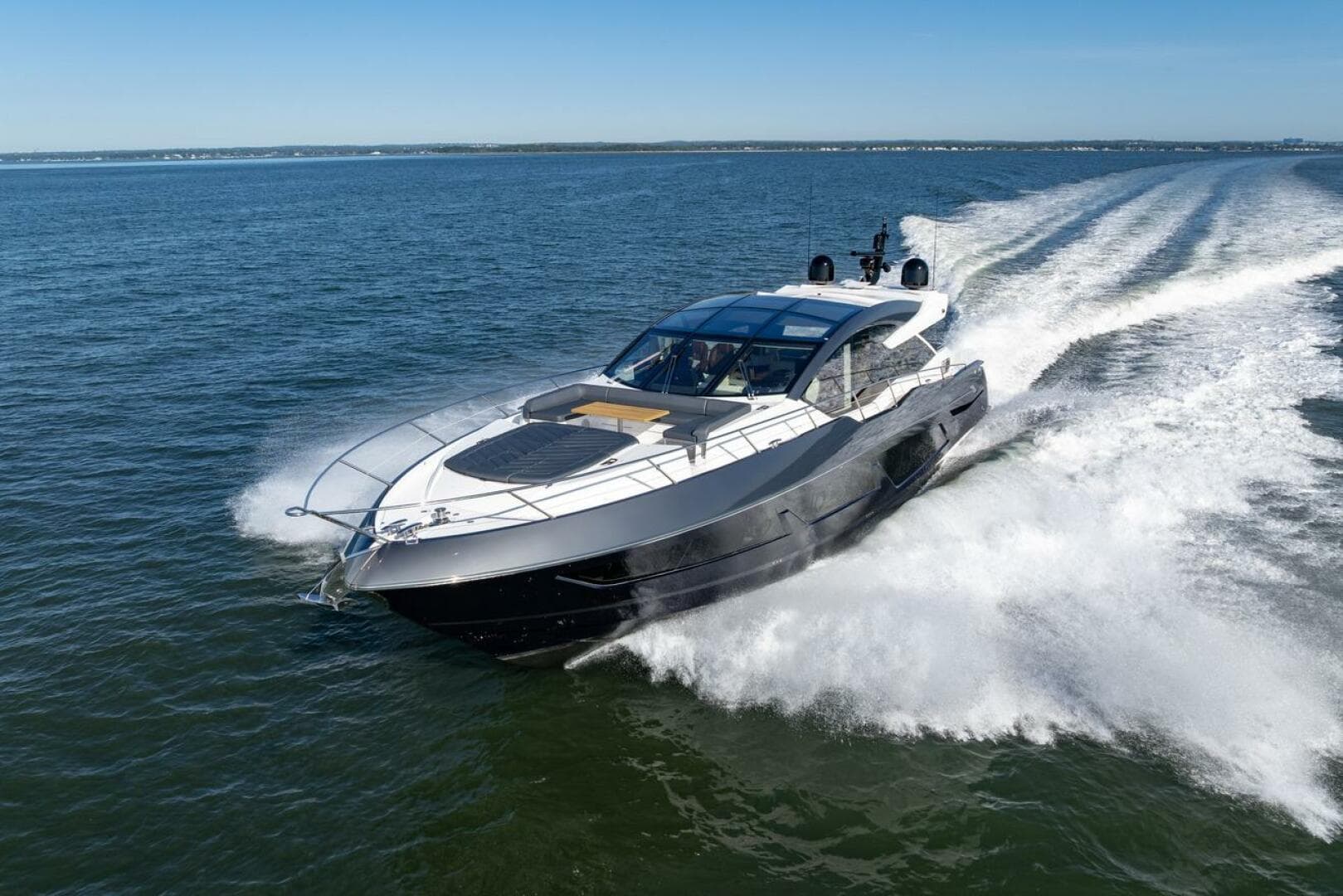 2020 Sunseeker Predator photo 16