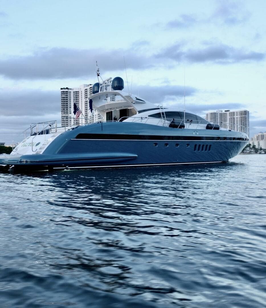 2005 Mangusta 92 photo 3