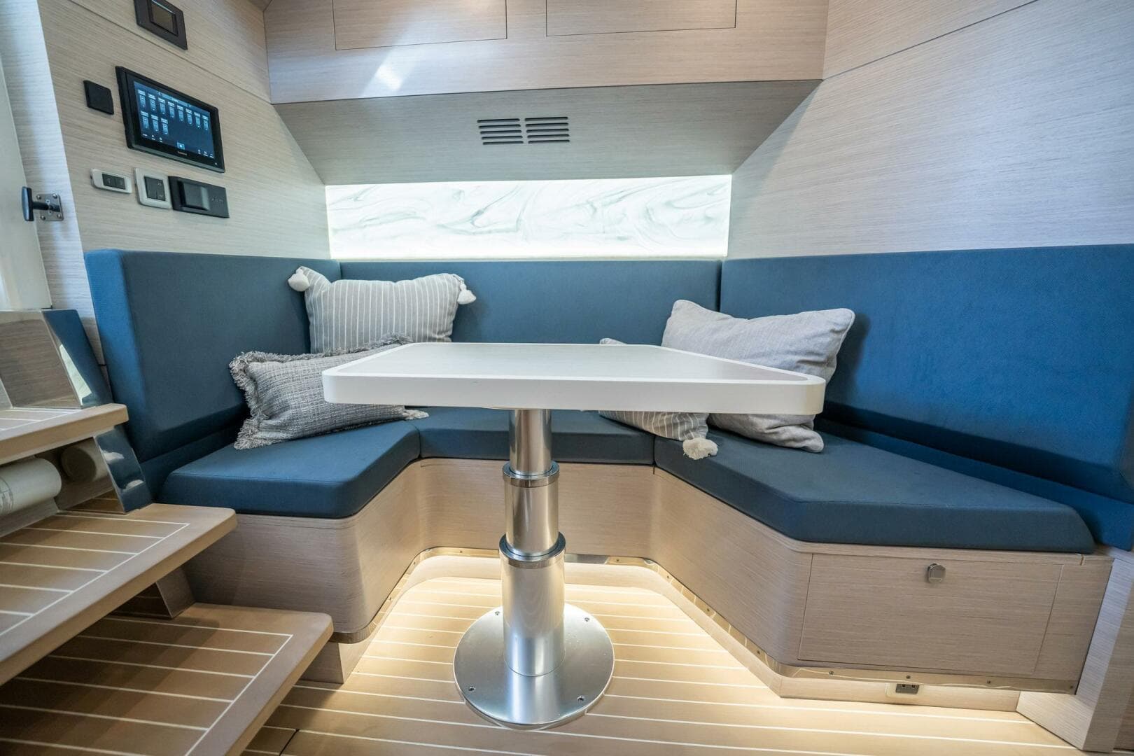 2023 Scout 530 LXF photo 15