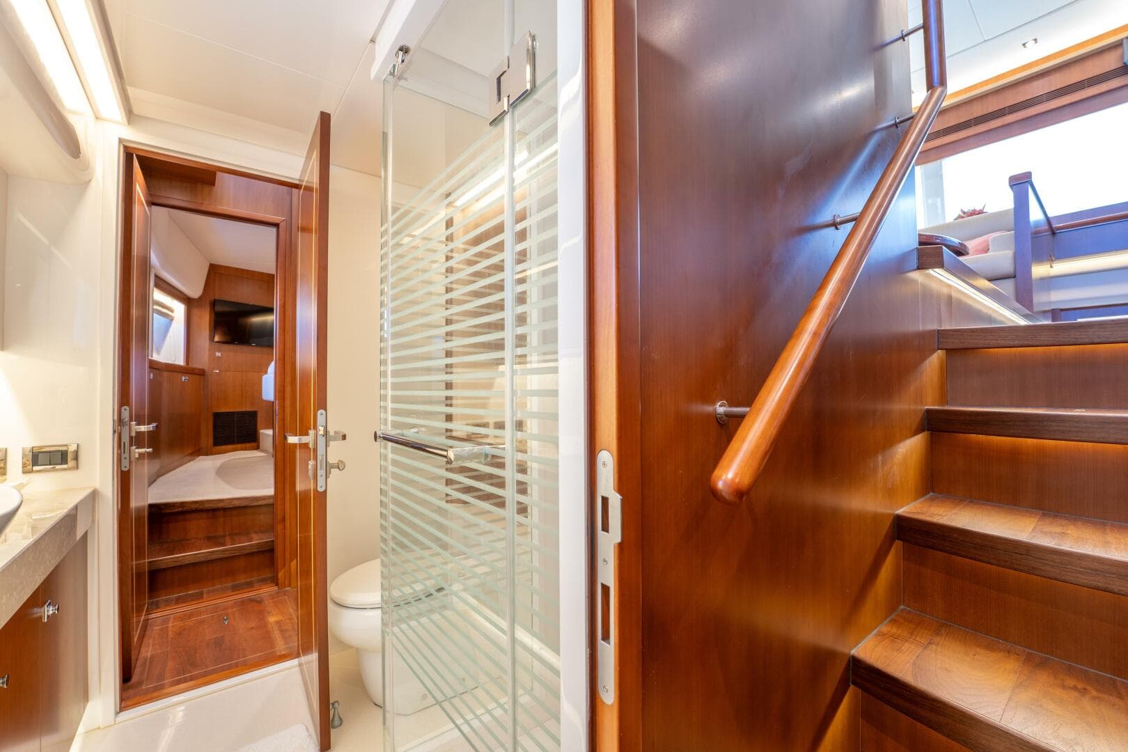 2016 Horizon PC52 photo 27