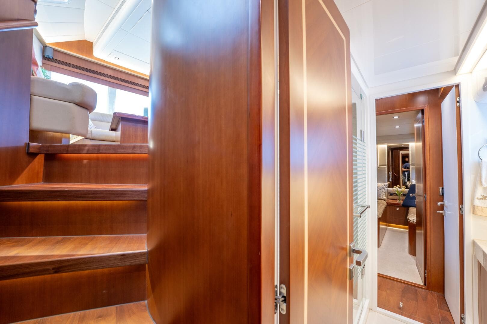 2016 Horizon PC52 photo 23