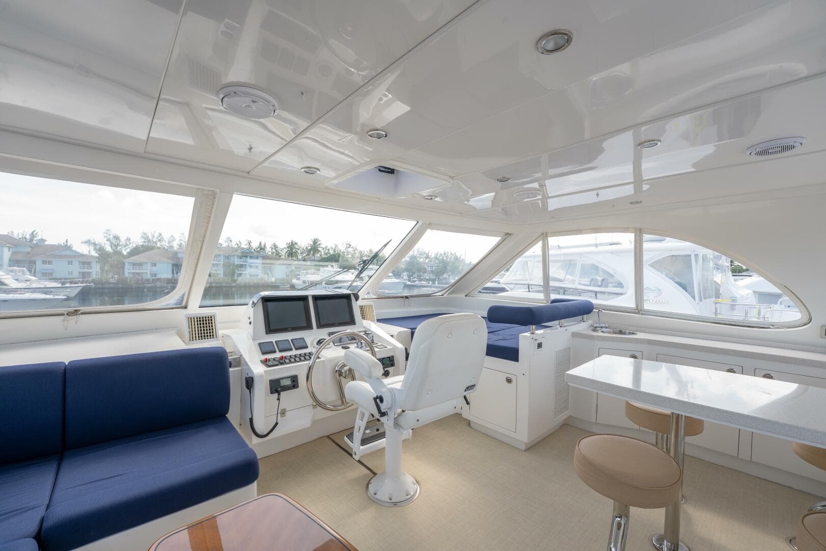 2016 Horizon PC52 photo 35