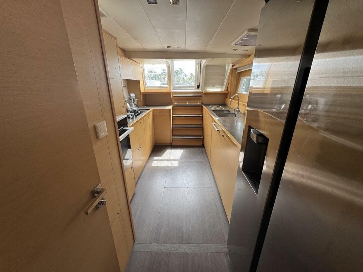 2015 Lagoon photo 11