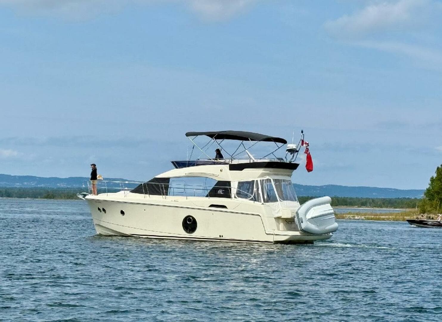 2017 Beneteau Monte Carlo 4 photo 3