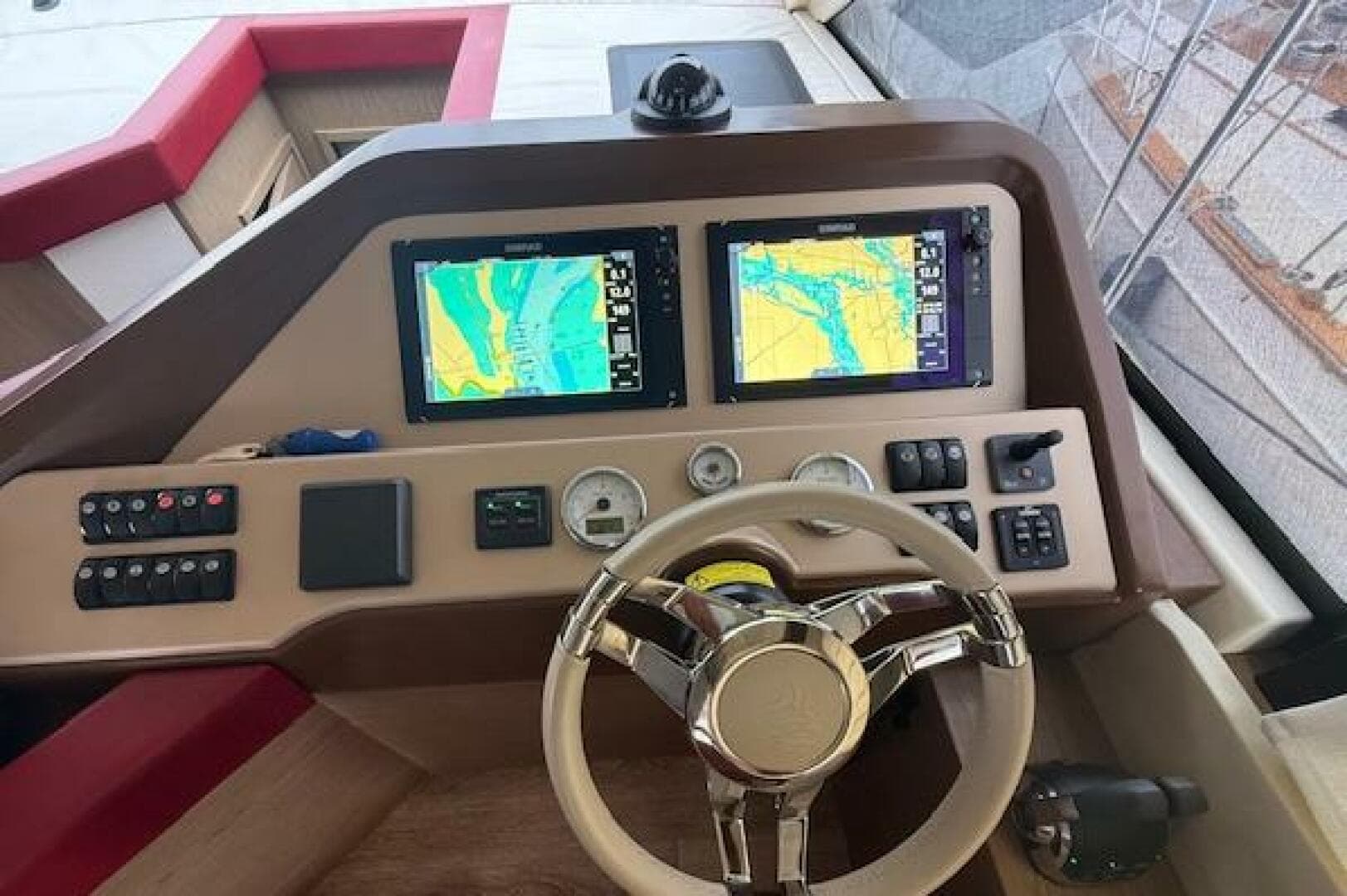 2017 Beneteau Monte Carlo 4 photo 19