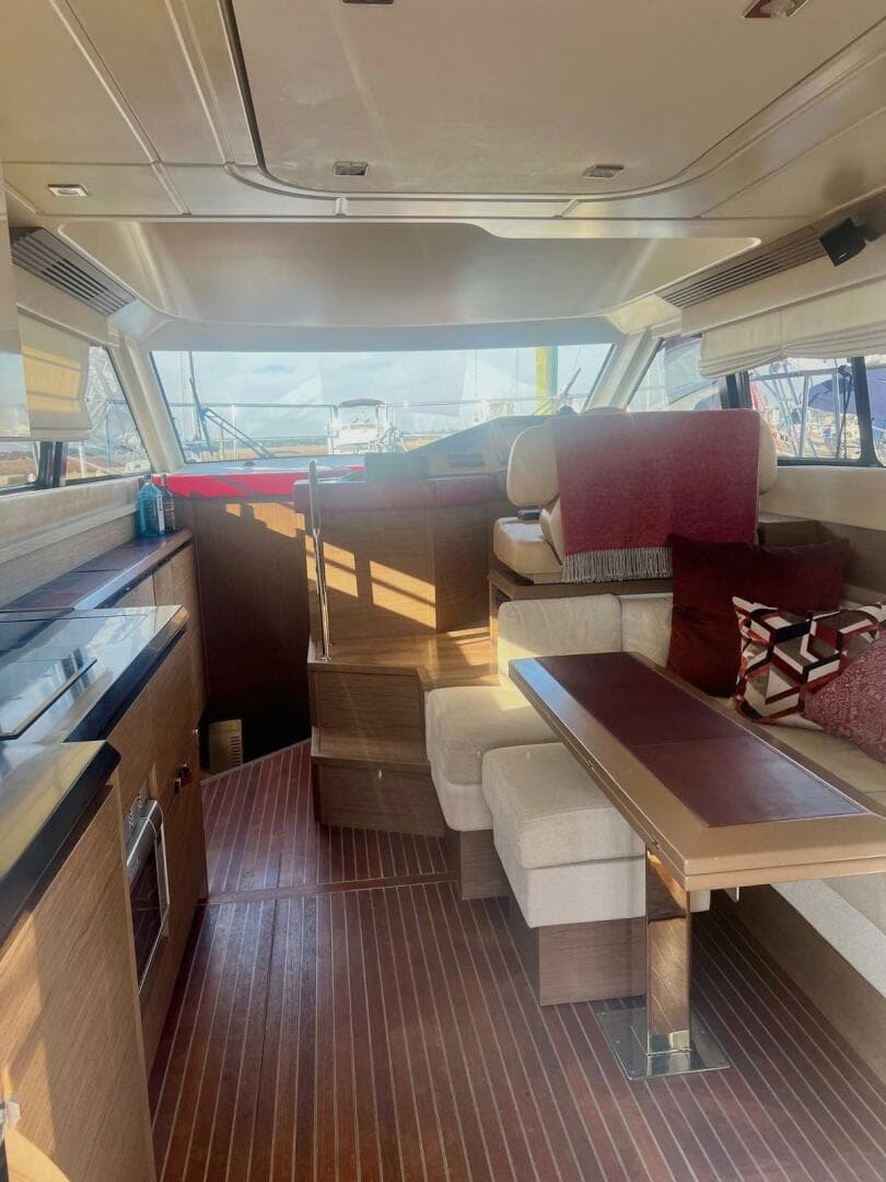2017 Beneteau Monte Carlo 4 photo 10
