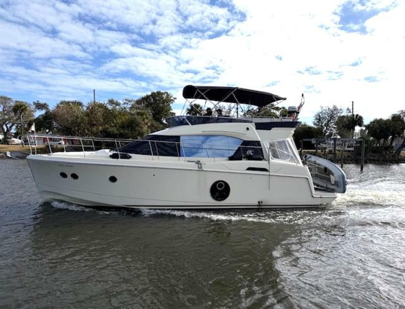 2017 Beneteau Monte Carlo 4 photo 4