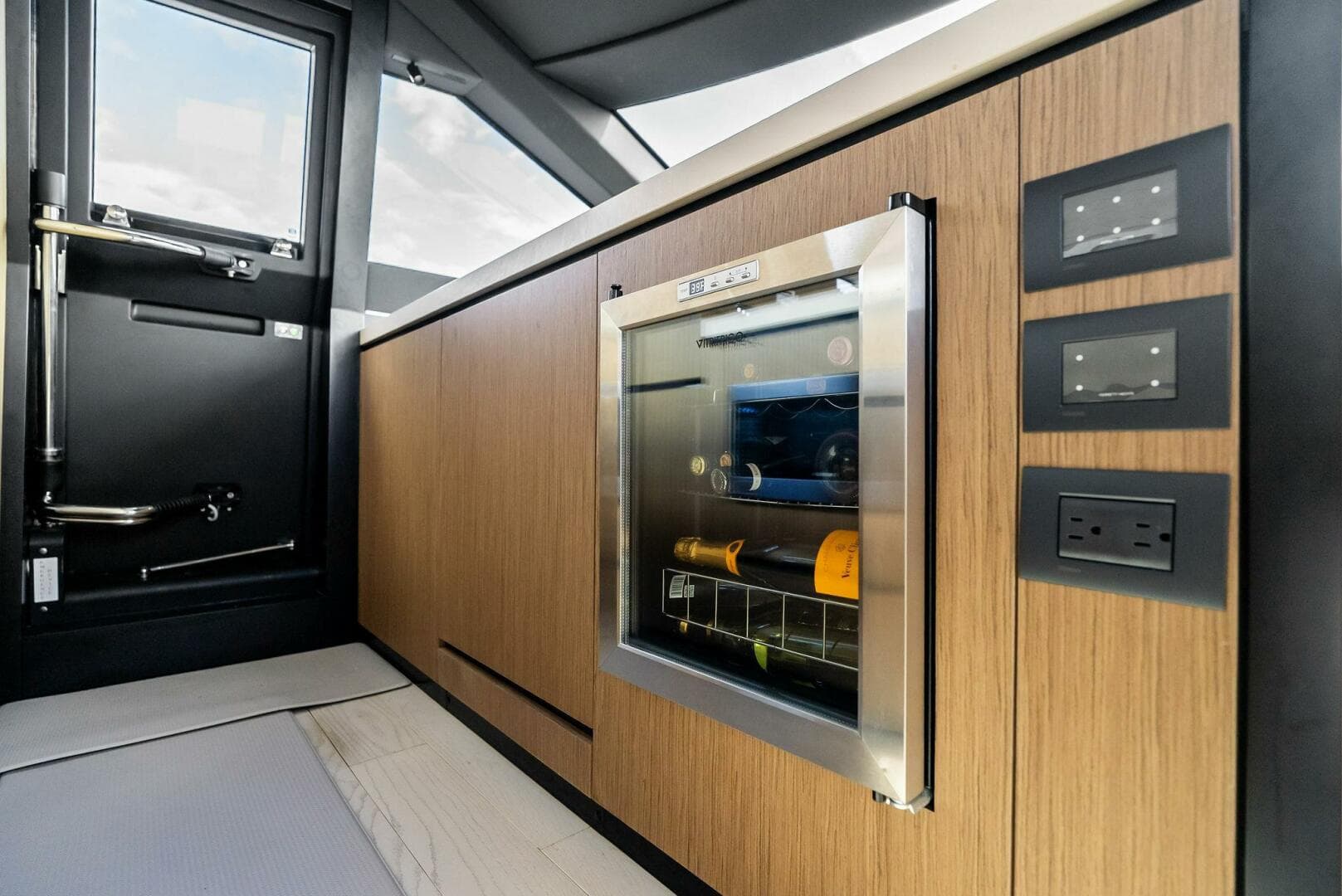 2024 Ferretti Yachts 720 photo 61
