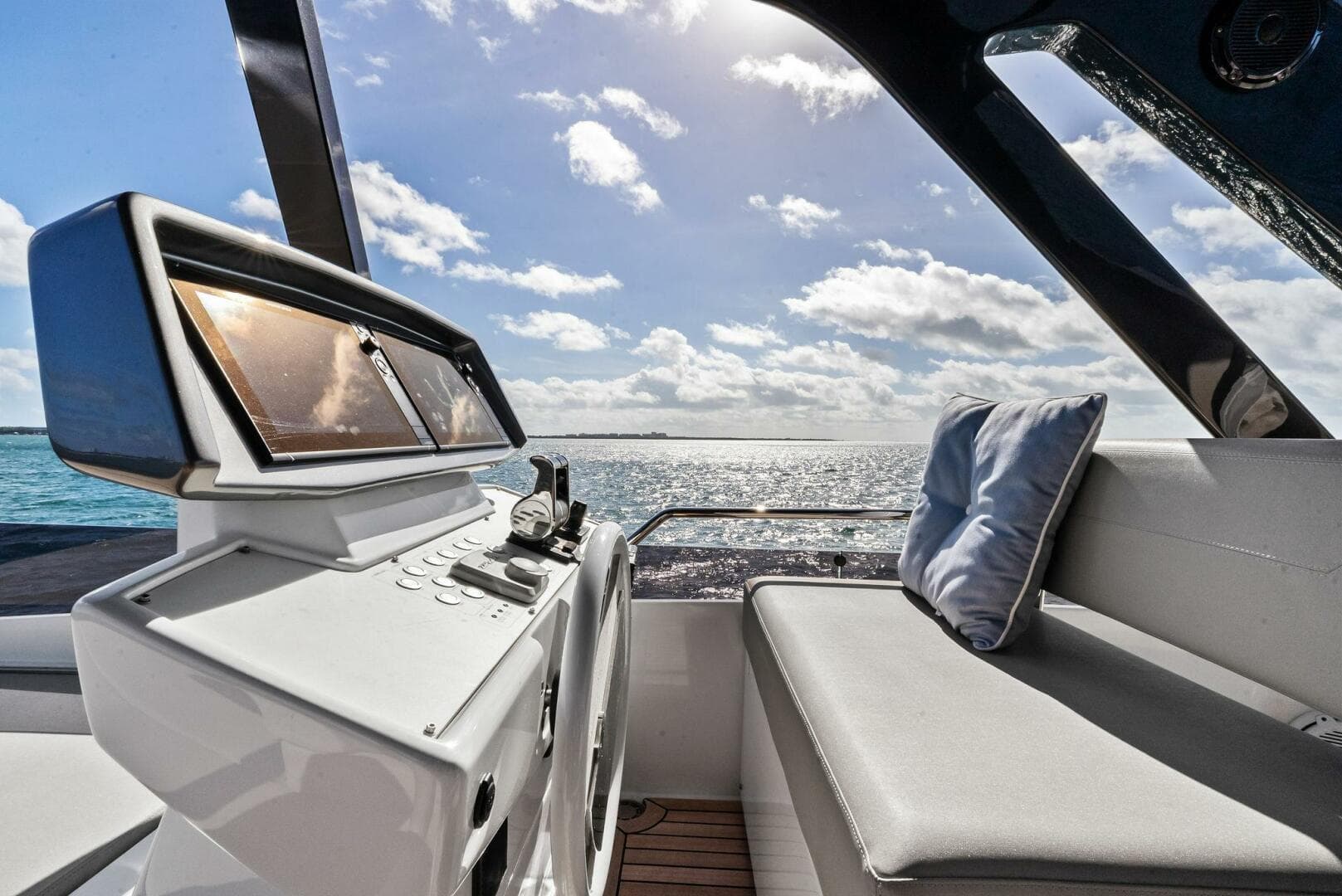 2024 Ferretti Yachts 720 photo 24