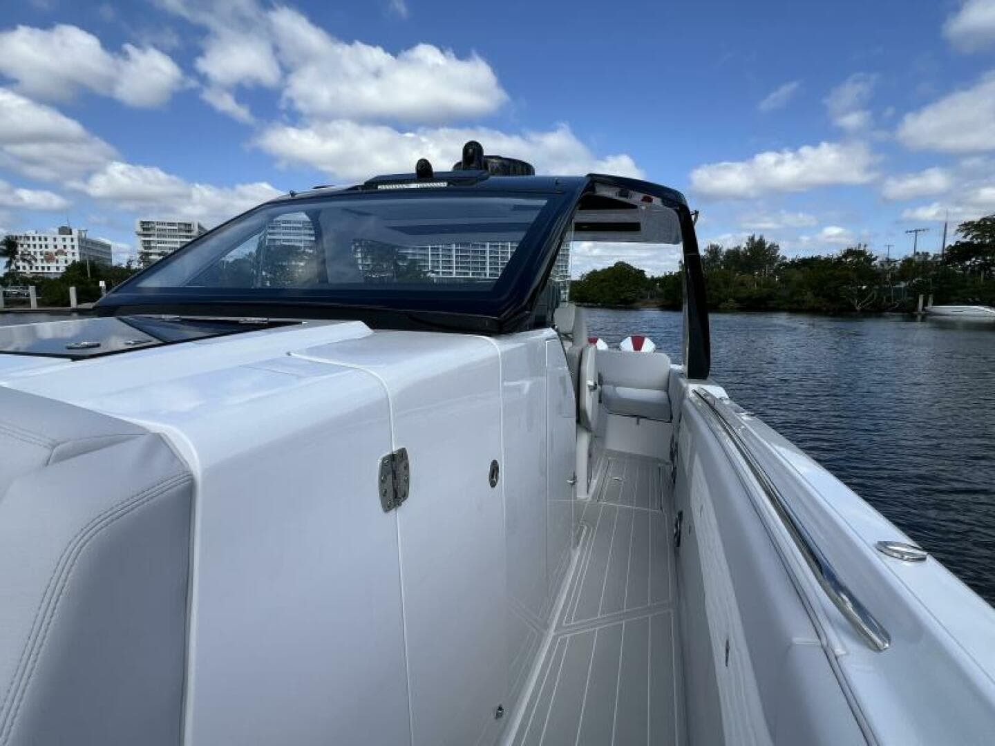 2025 Cigarette NightHawk photo 34