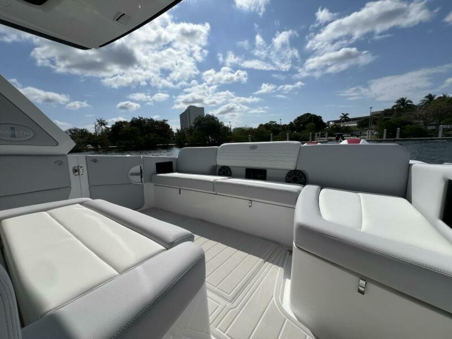 2025 Cigarette NightHawk photo 15