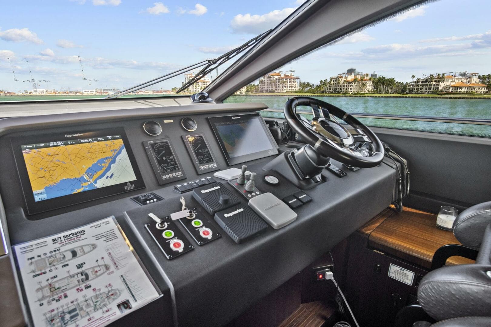 2017 Azimut 72 Flybridge photo 32