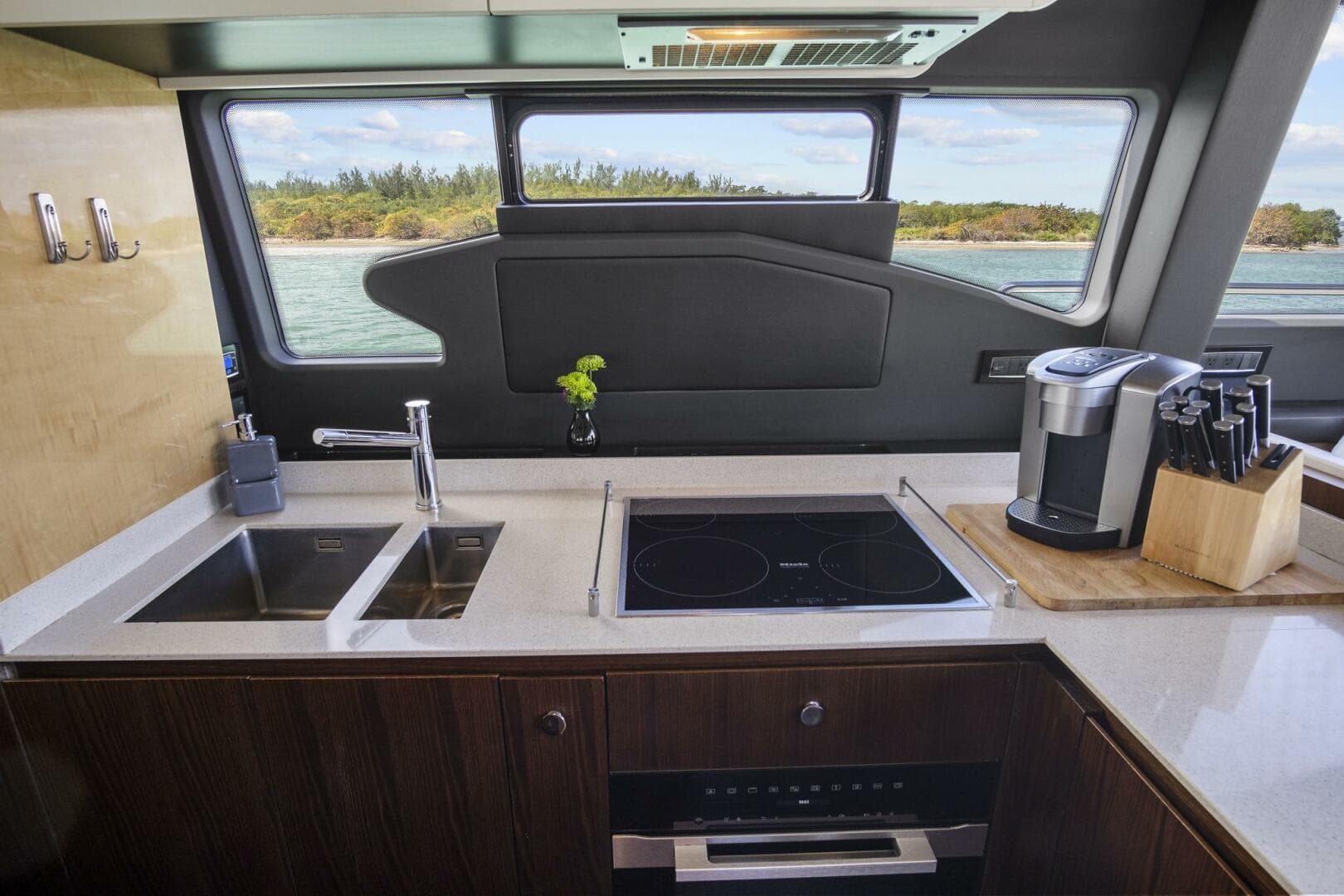 2017 Azimut 72 Flybridge photo 31